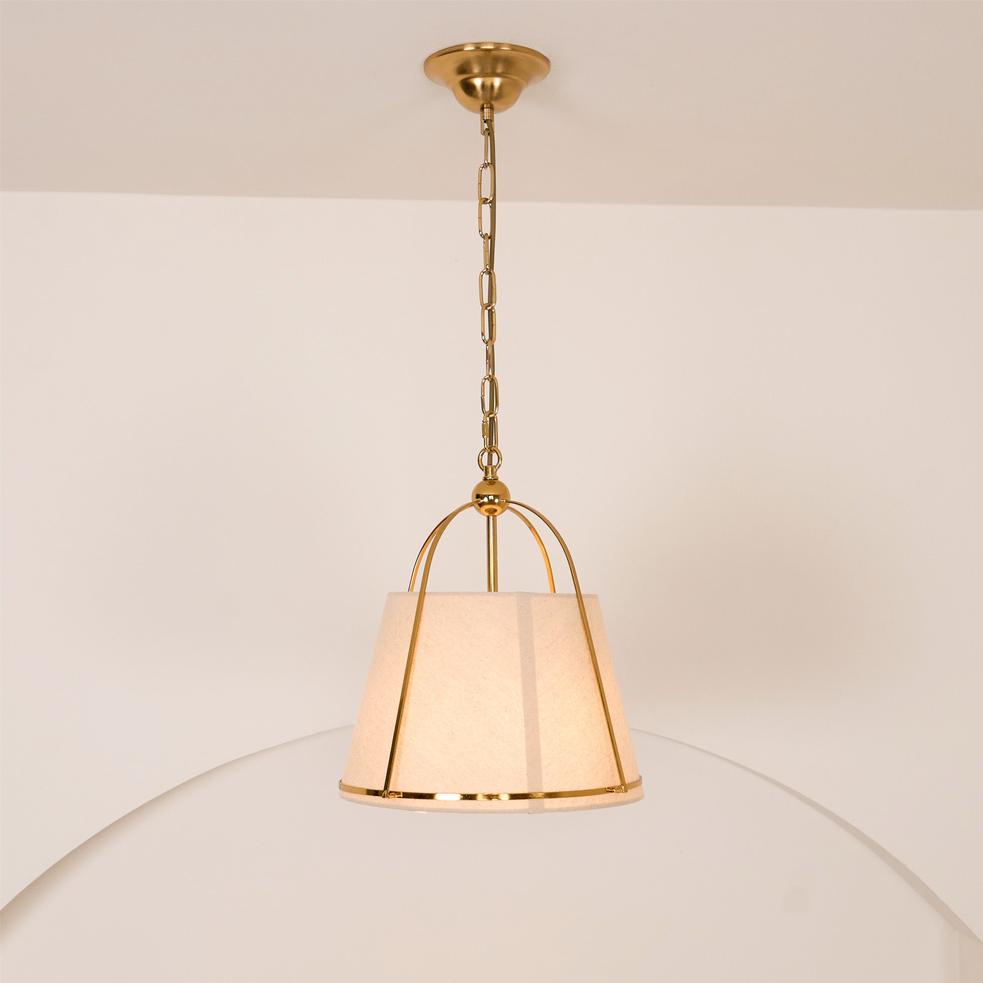 Yonder Traditional Classic Brass Fabric Pendant Lamp - Letslighting