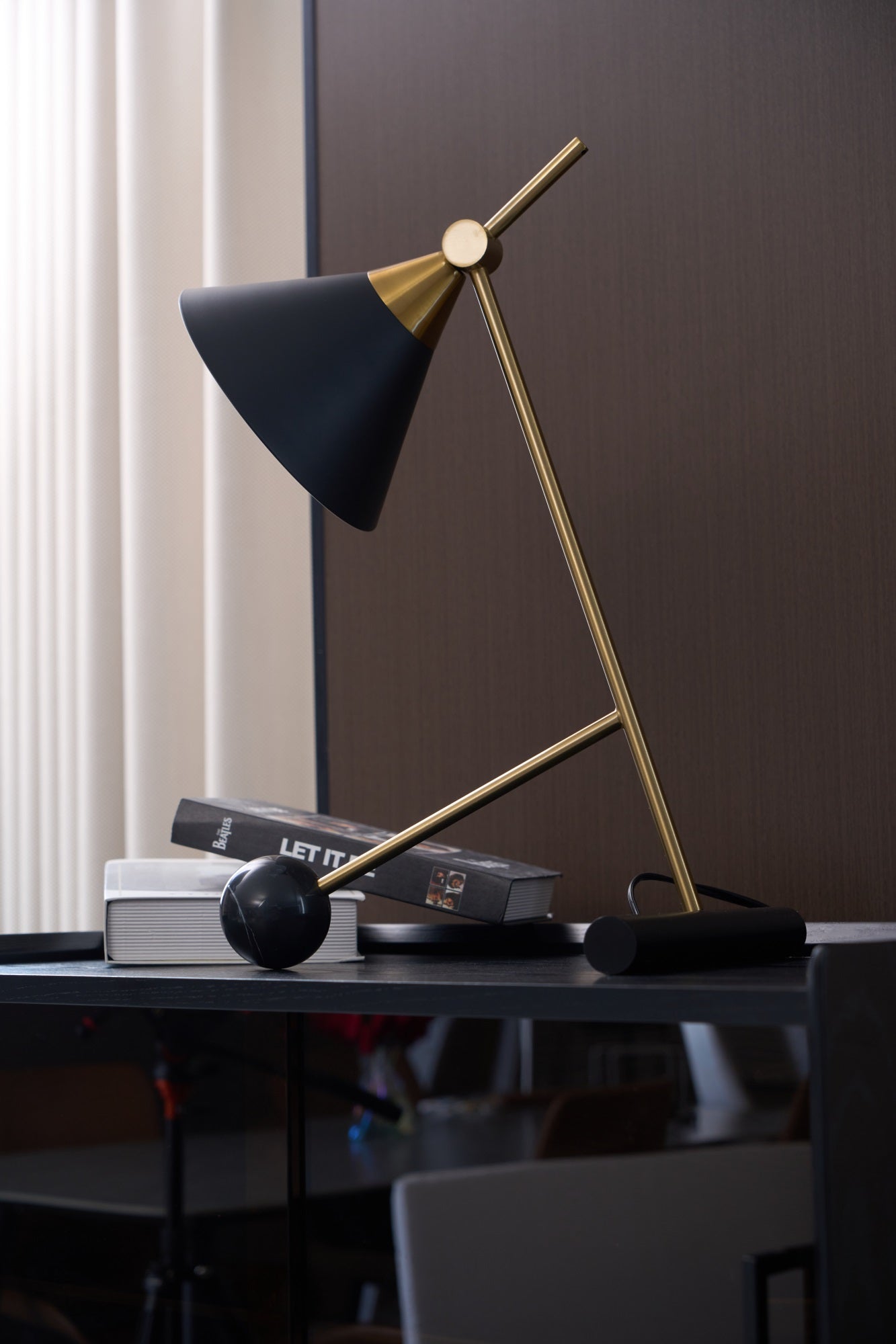 Zephyre Marble Geometric Table Lamp - Letslighting