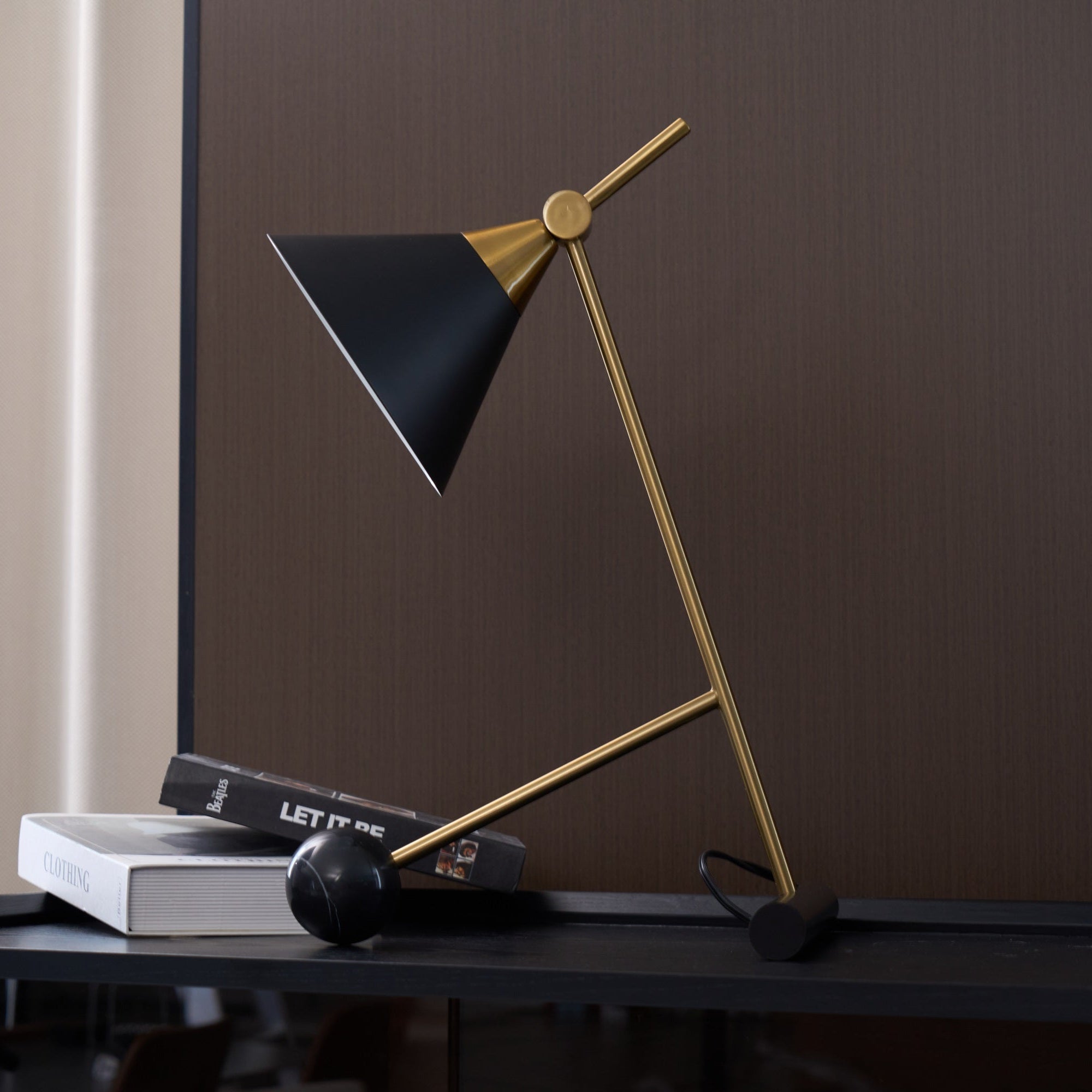 Zephyre Marble Geometric Table Lamp - Letslighting