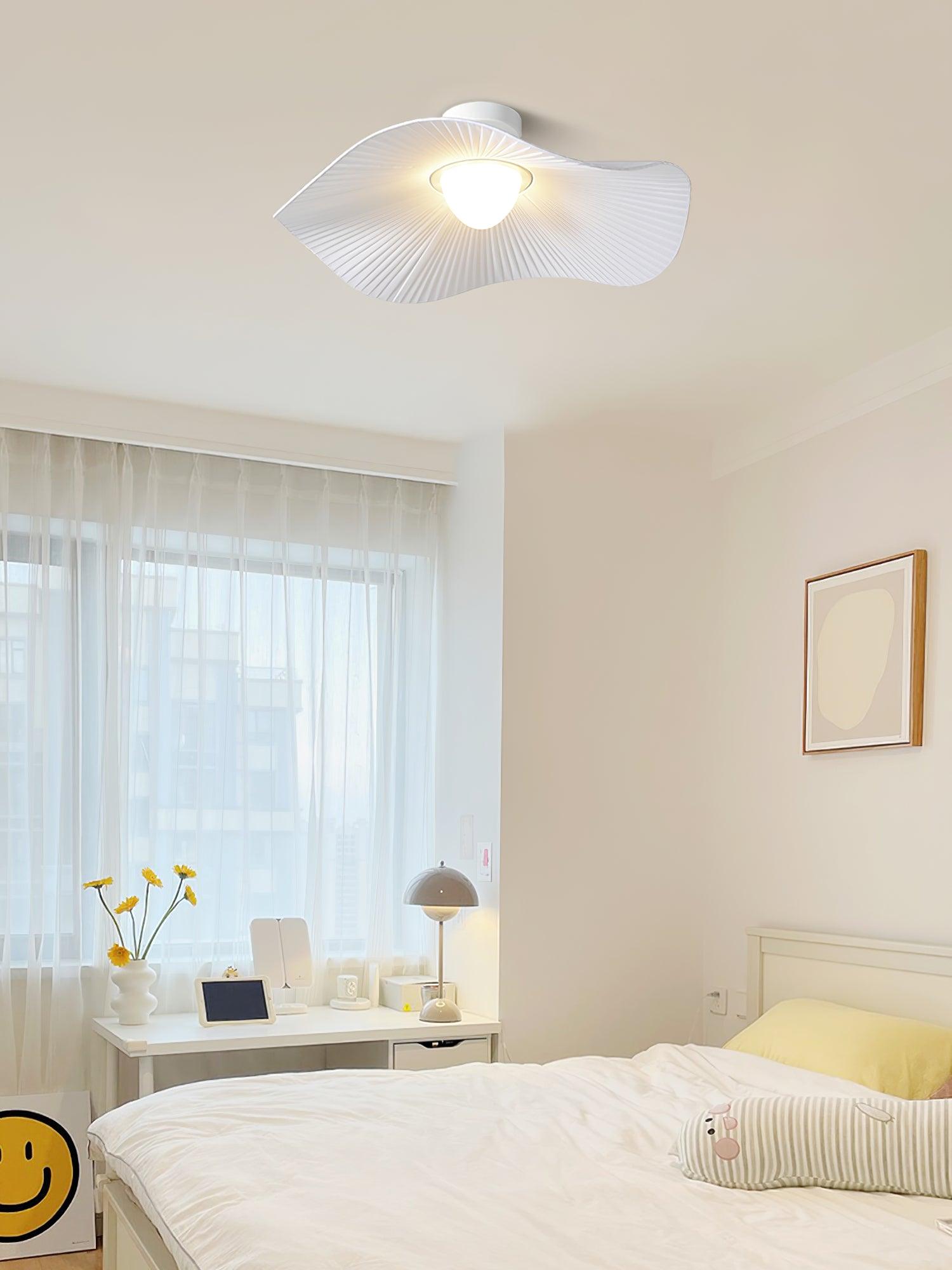 Lustra Ceiling Light for Cozy Living Room or Bedroom - Letslighting