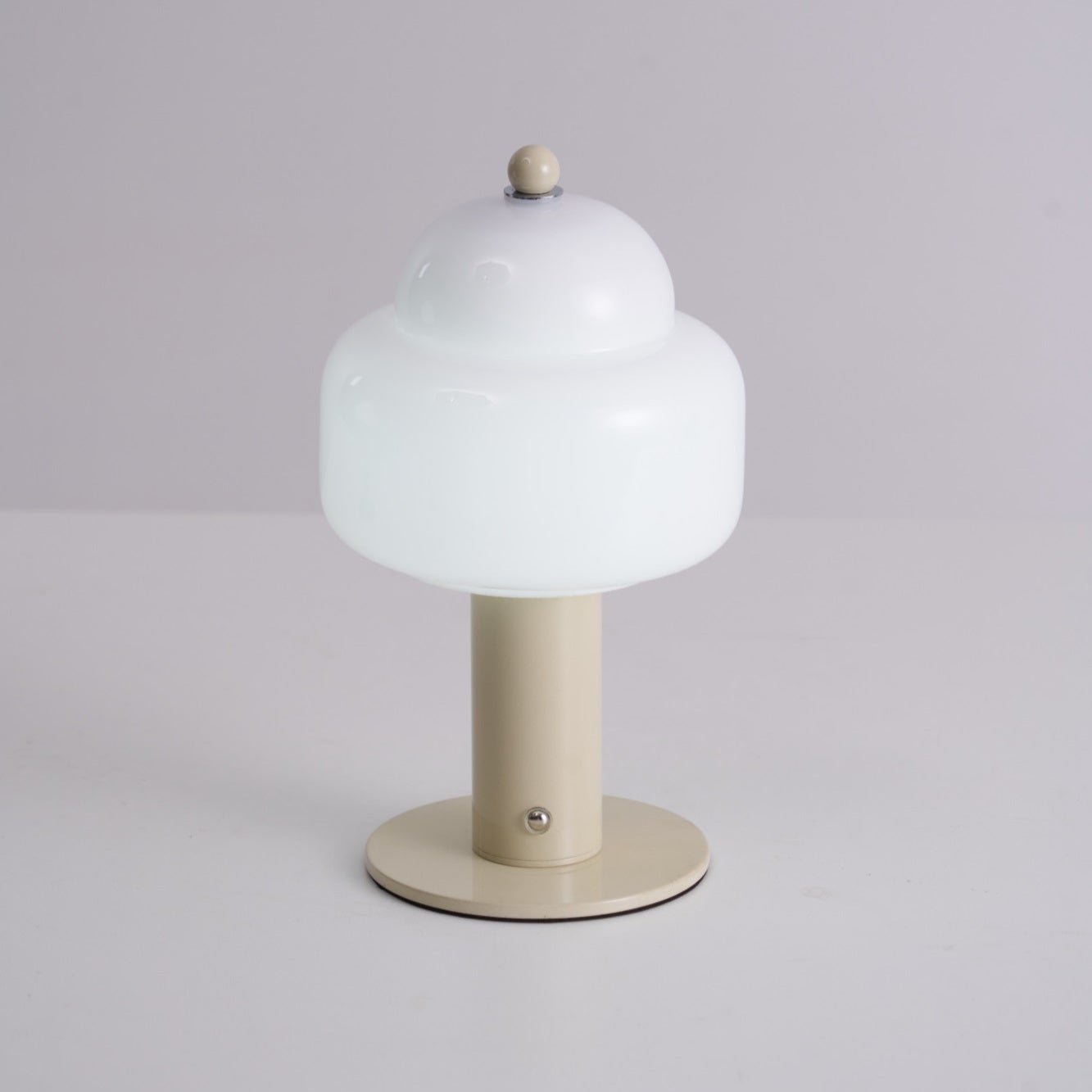 Poppy Modern Table Lamp - Letslighting
