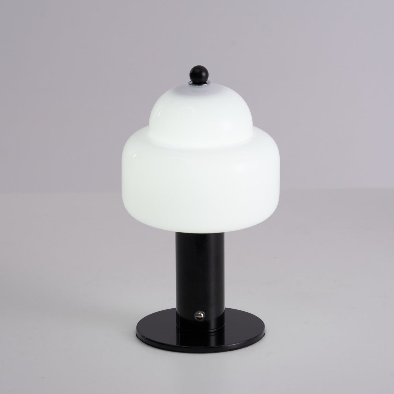 Poppy Modern Table Lamp - Letslighting
