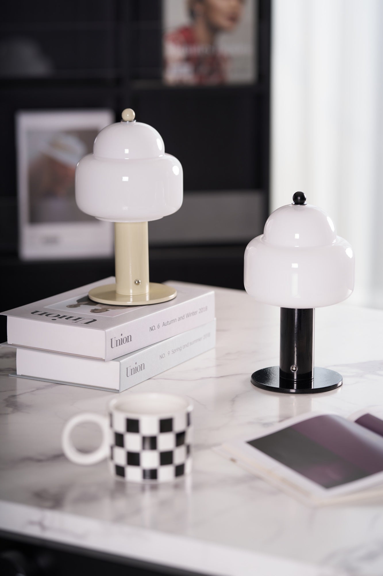 Poppy Modern Table Lamp - Letslighting