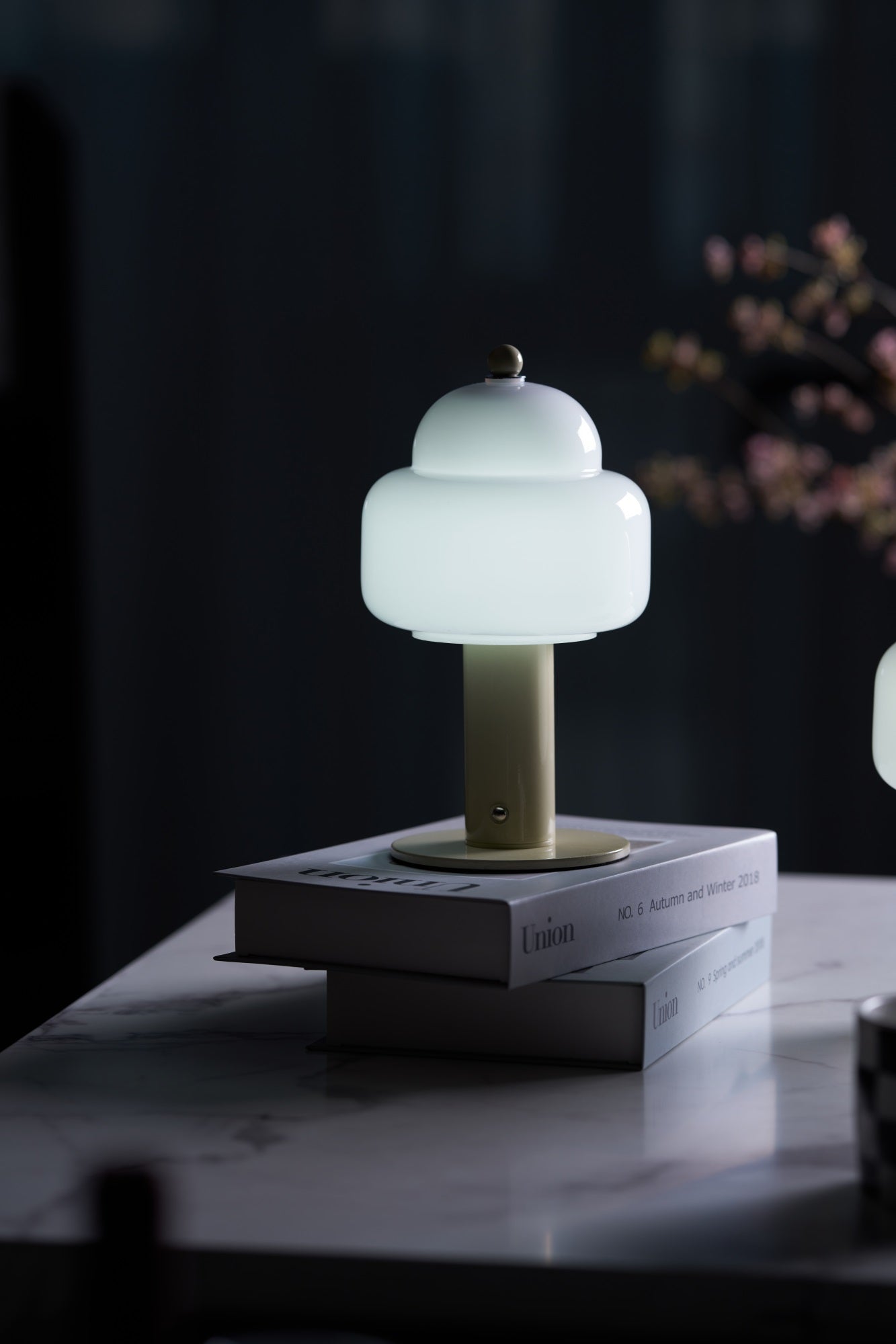 Poppy Modern Table Lamp - Letslighting