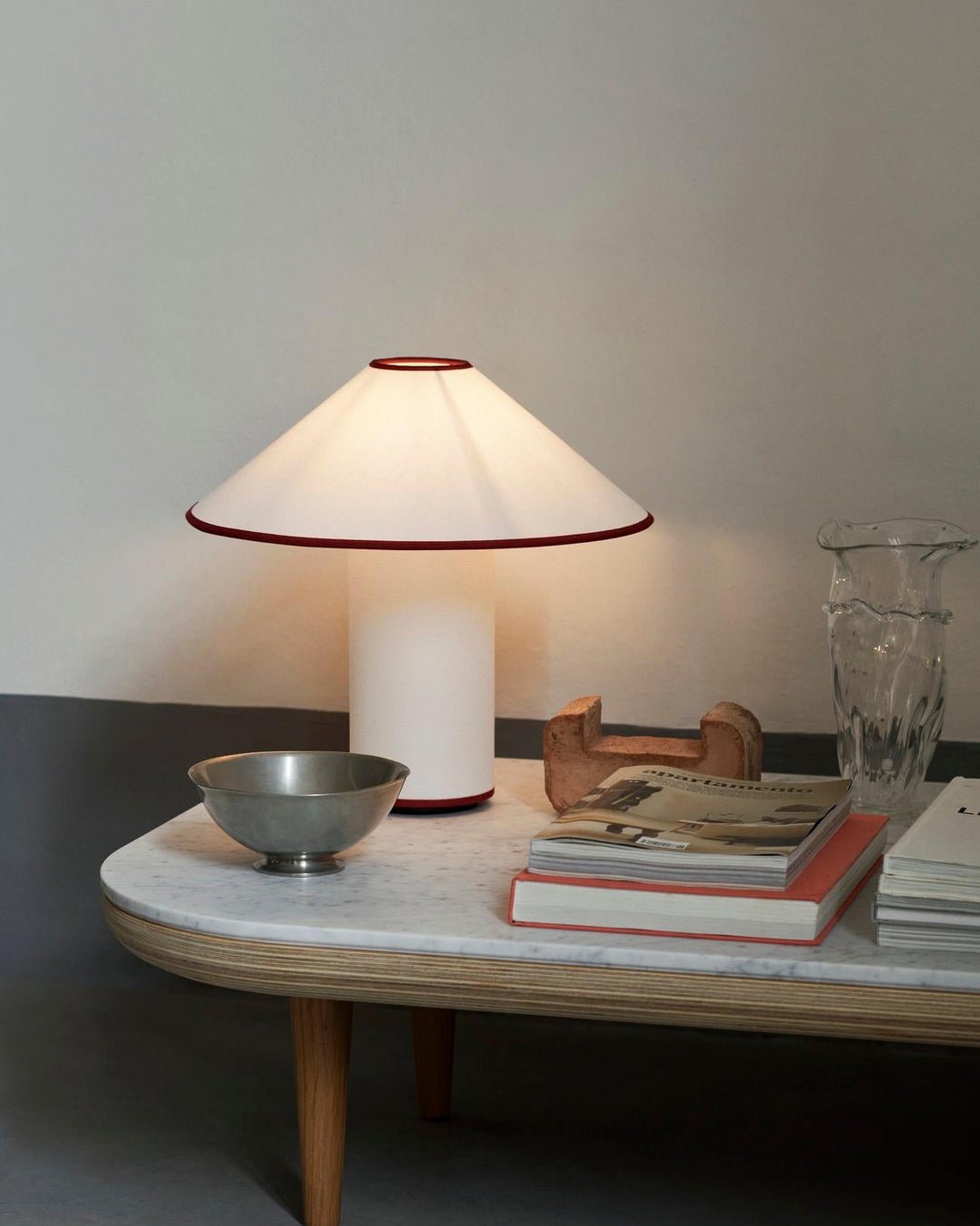 Maddy Minimalist Table Lamp - Letslighting