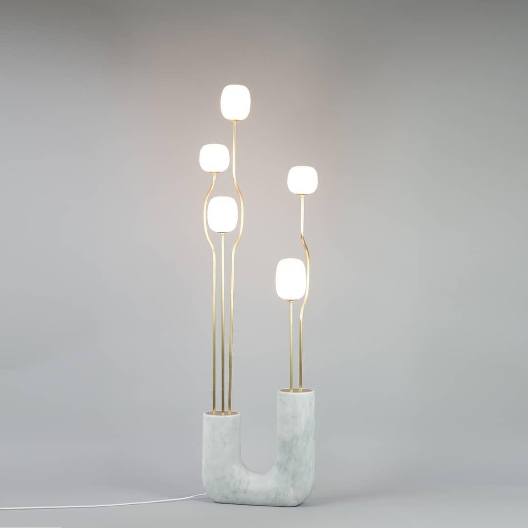 Aria Elegant Comet Floor Lamp - Letslighting