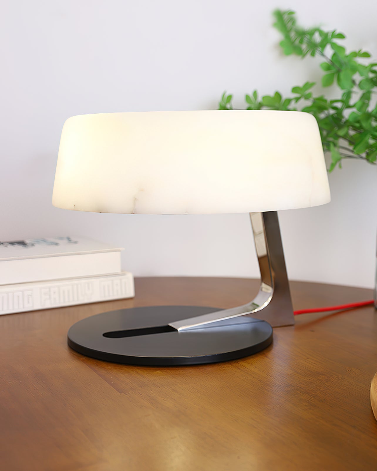 Nysolora Dome Alabaster Table Lamp - Letslighting