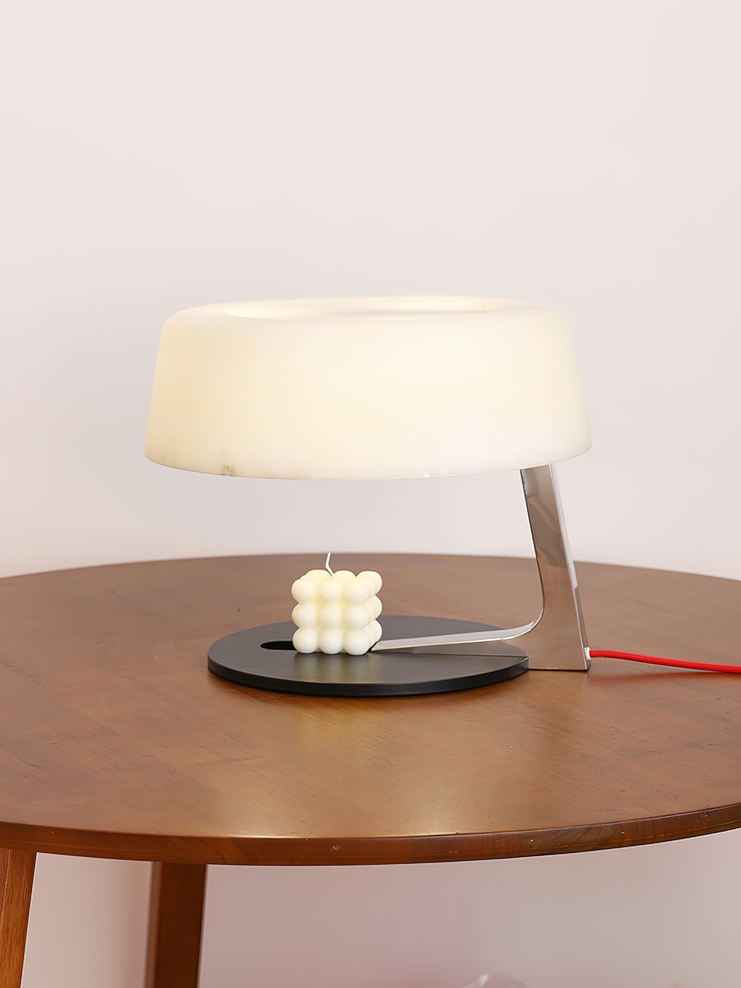Nysolora Dome Alabaster Table Lamp - Letslighting