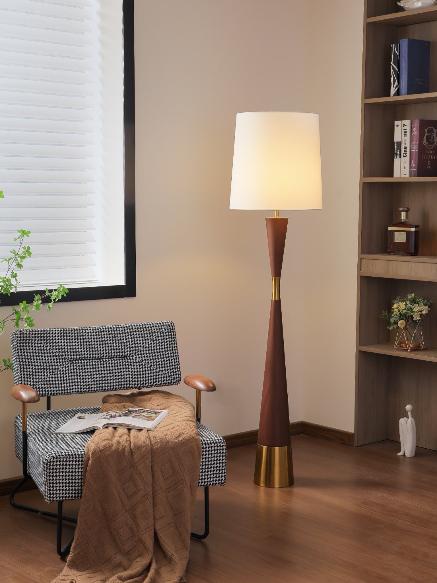 Cicaril Modern Table Lamp - Letslighting