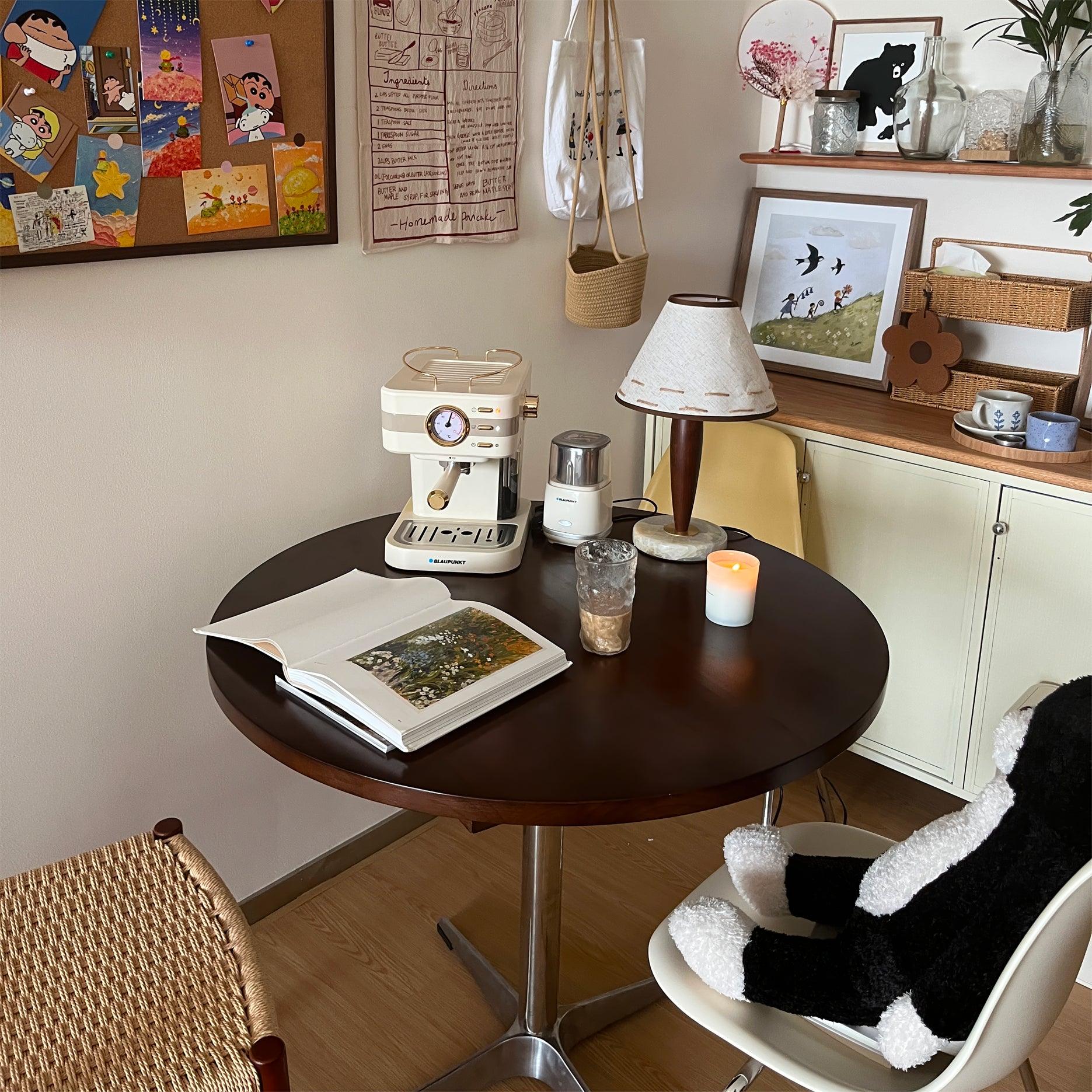 Taylor Vintage Fabric Table Lamp - Letslighting