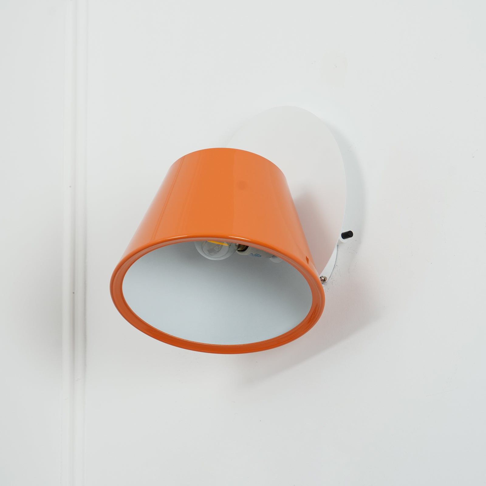 Fivra Dual Shade Wall Lamp