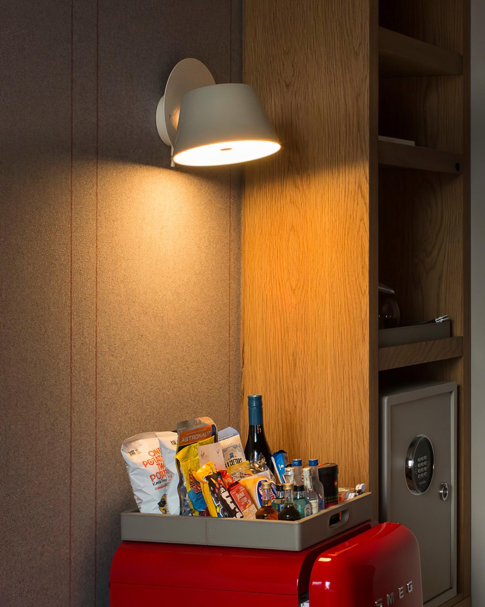 Fivra Dual Shade Wall Lamp