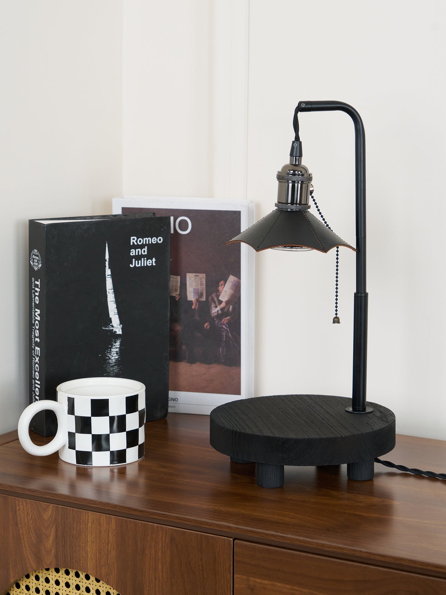 Christian Modern Wood Table Lamp - Letslighting