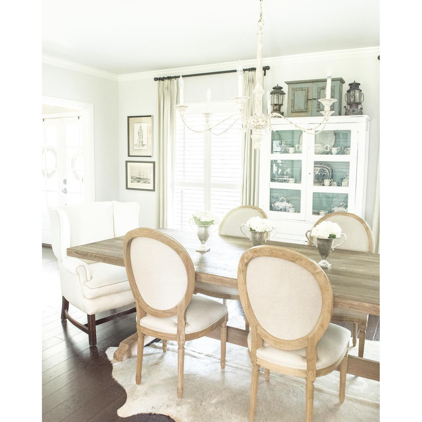 Zoliria Postmodern Luxury Old White Chandelier - Letslighting