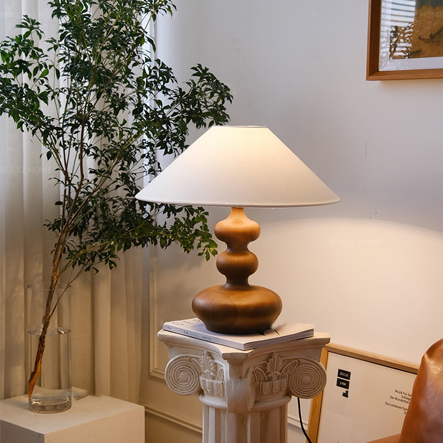 Aurain Wood Fabric Vintage Table Lamp - Letslighting