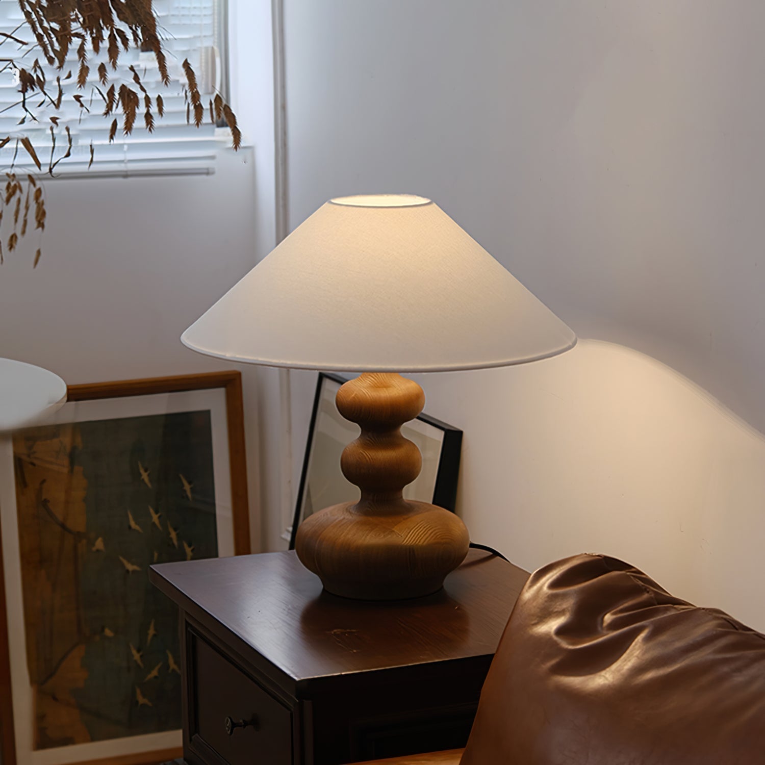 Aurain Wood Fabric Vintage Table Lamp - Letslighting