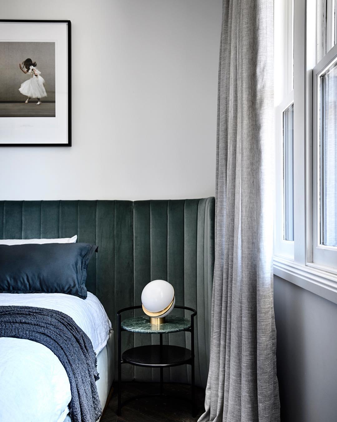 Solaria Futuristic Table Lamp - Letslighting