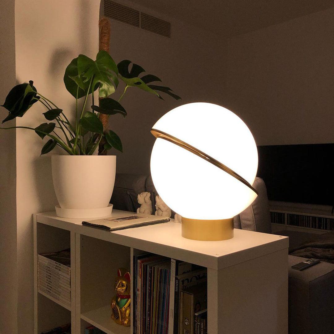 Solaria Futuristic Table Lamp - Letslighting