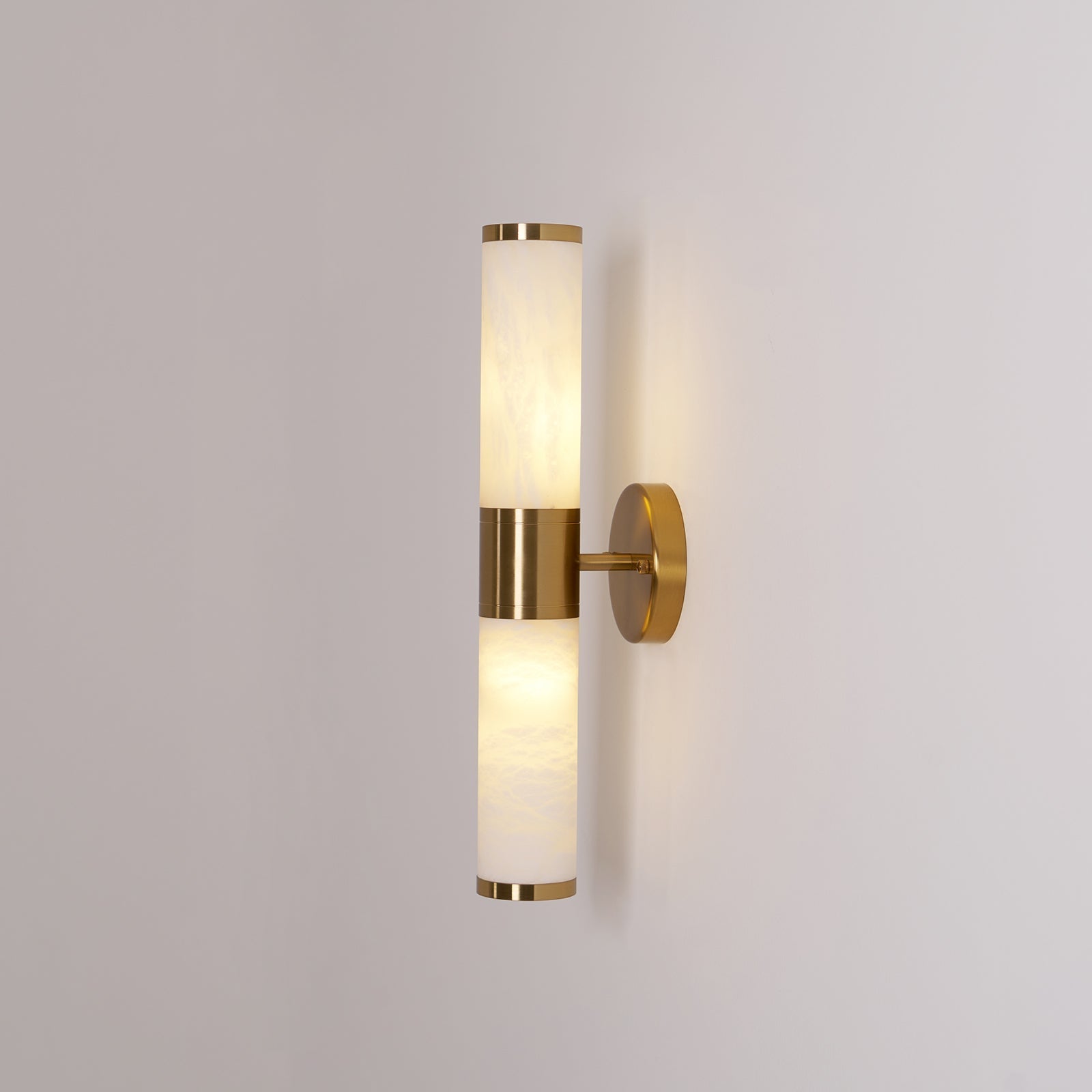 Kaia Minimalist Alabaster Wall Lamp - Letslighting