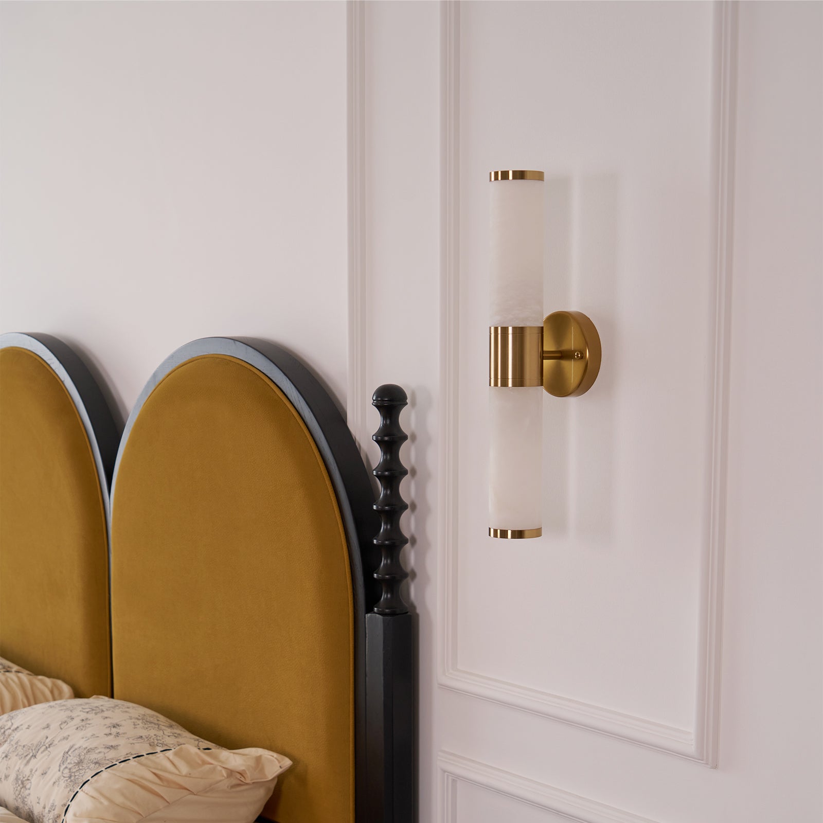 Kaia Minimalist Alabaster Wall Lamp - Letslighting