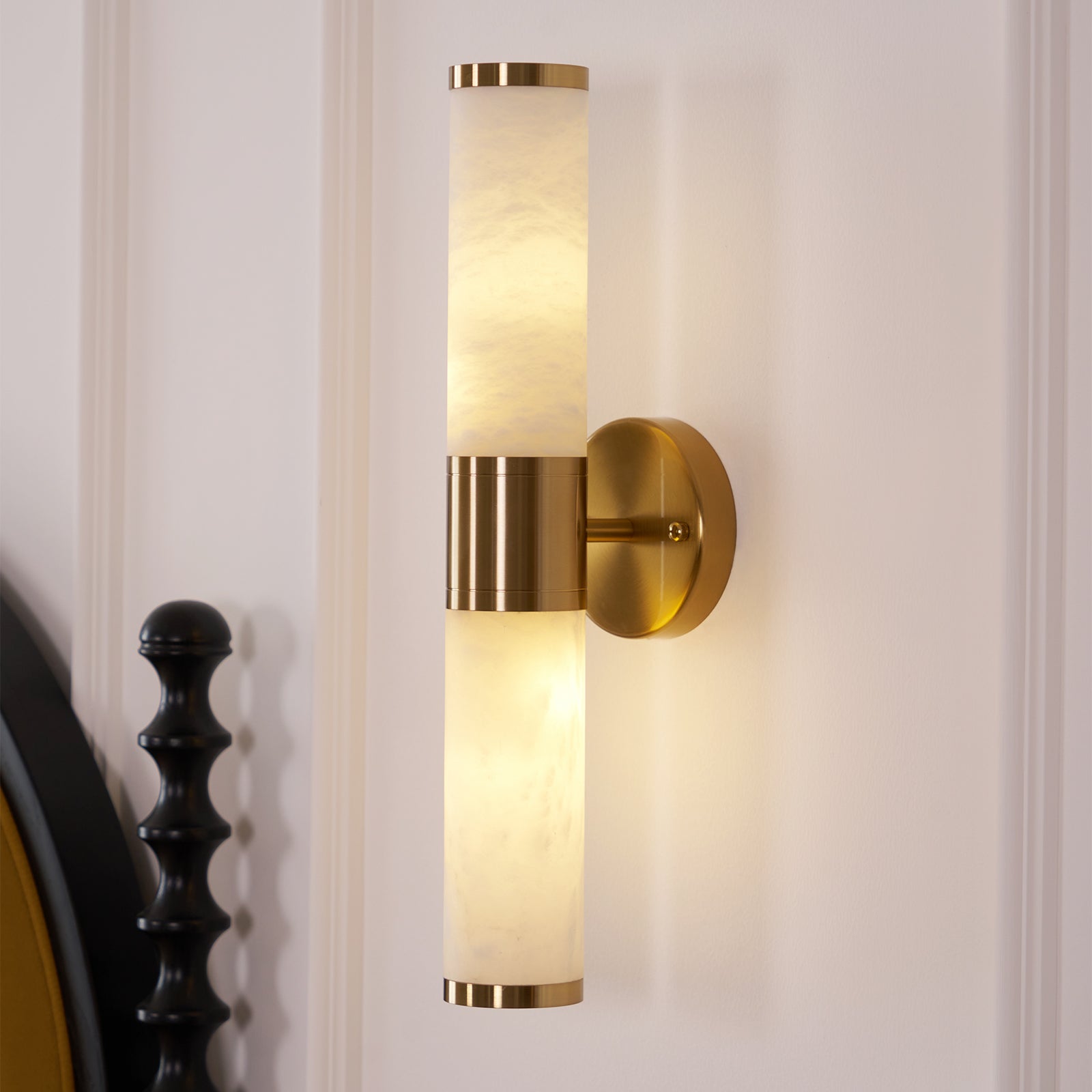 Kaia Minimalist Alabaster Wall Lamp - Letslighting