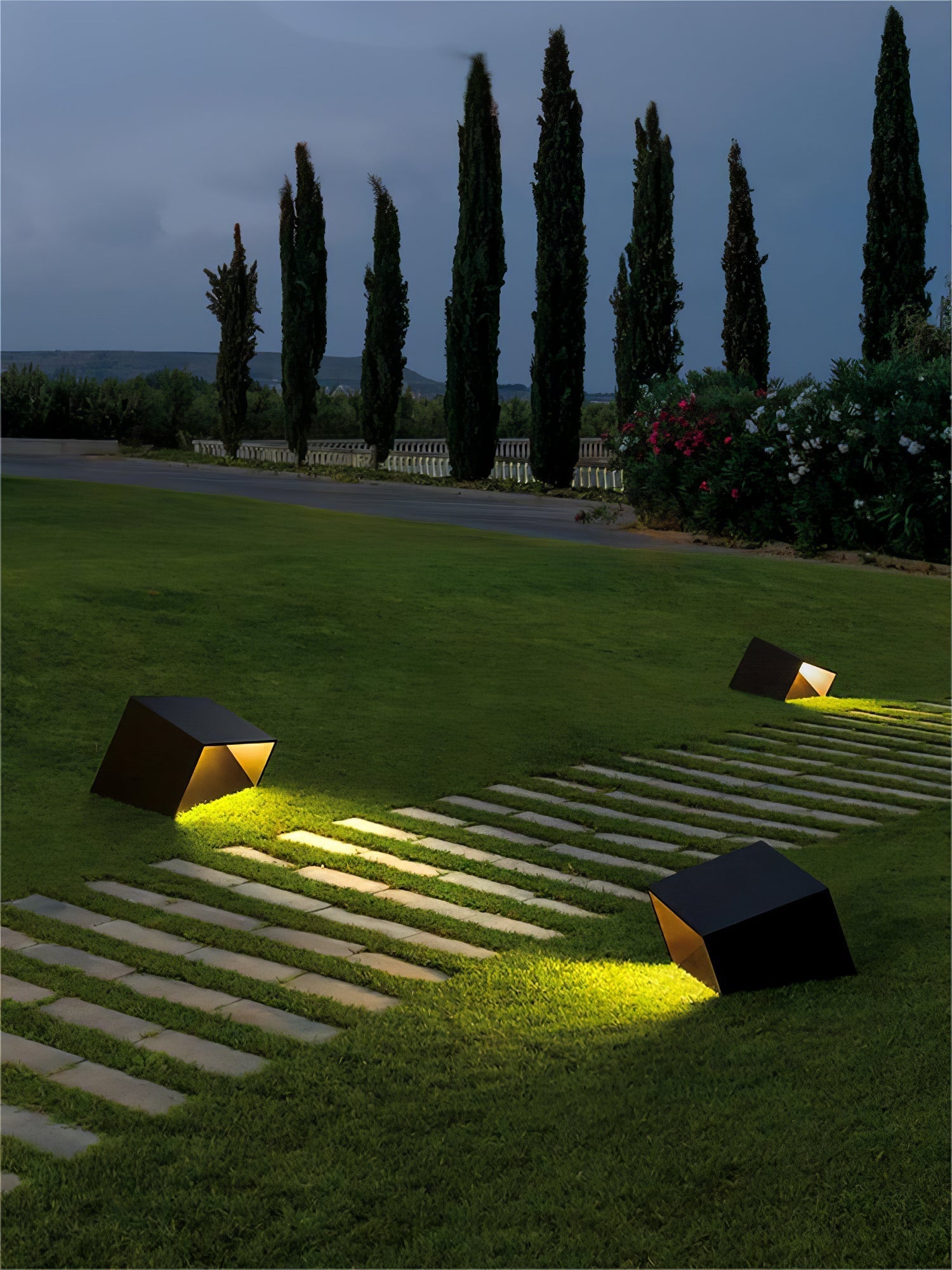 Evsore Unique Cube Garden Solar Outdoor Light - Letslighting