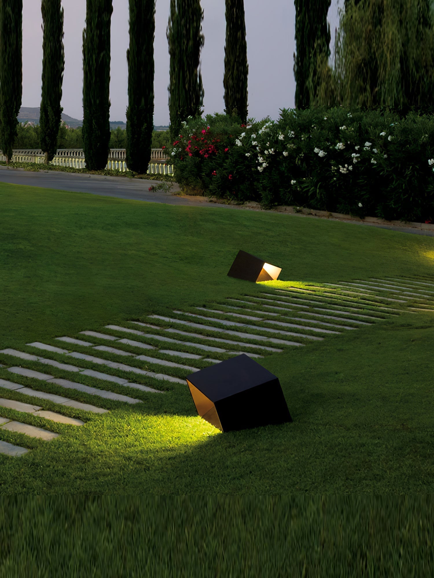 Evsore Unique Cube Garden Solar Outdoor Light - Letslighting