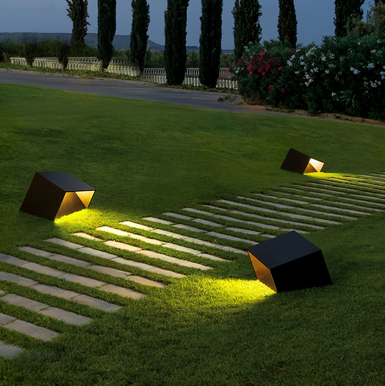 Evsore Unique Cube Garden Solar Outdoor Light - Letslighting