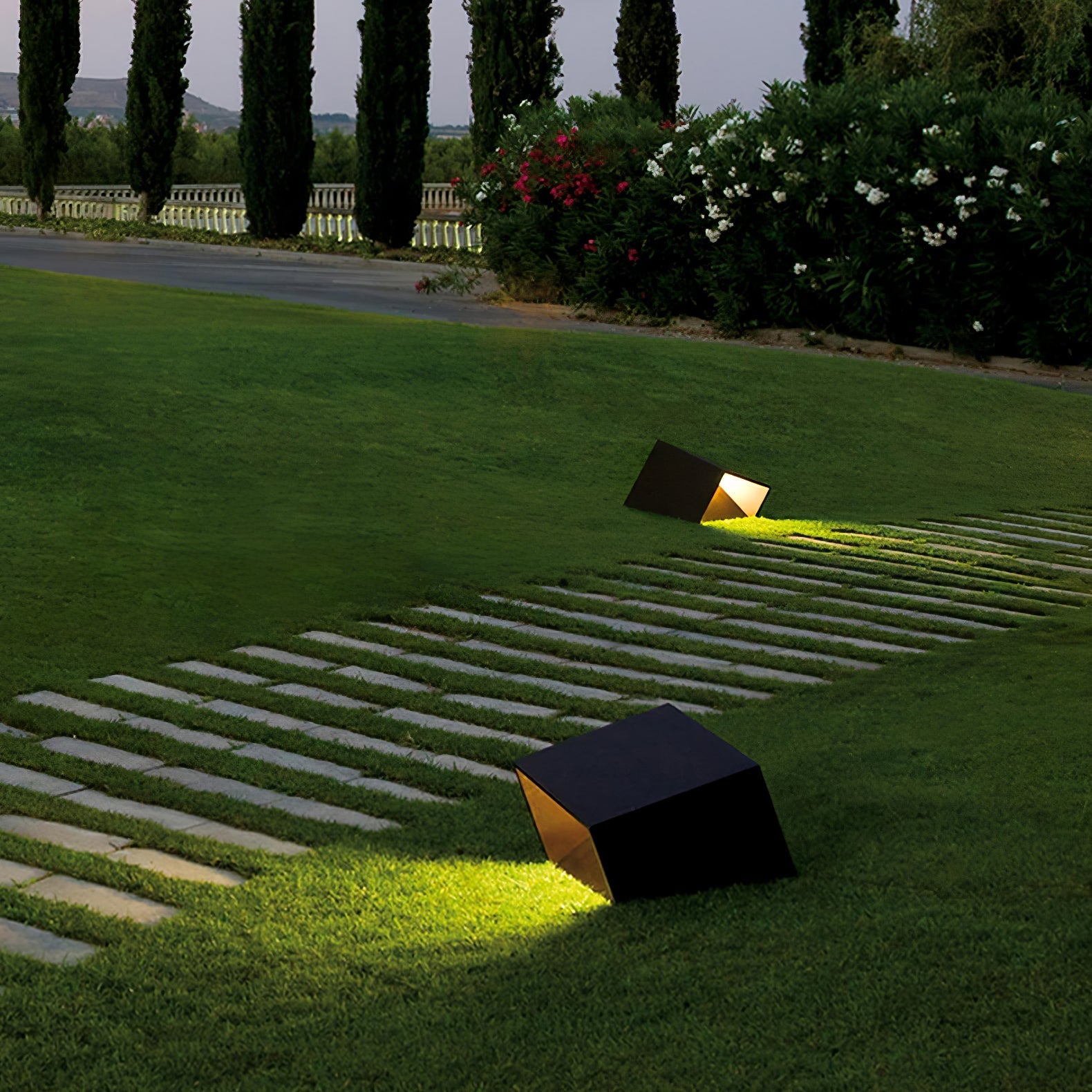 Evsore Unique Cube Garden Solar Outdoor Light - Letslighting