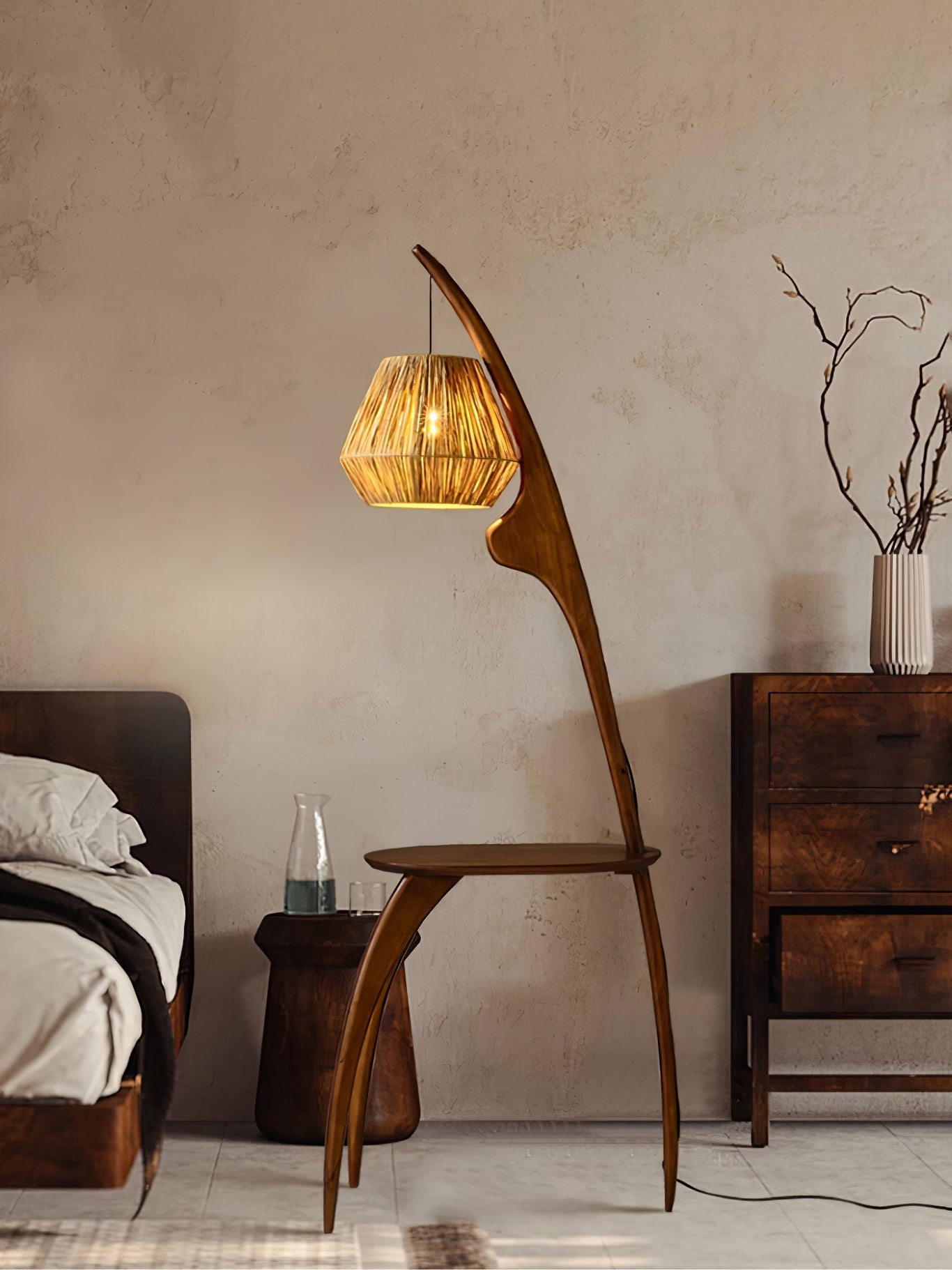 Lustra Curved Mantis Arm Floor Lamp - Letslighting