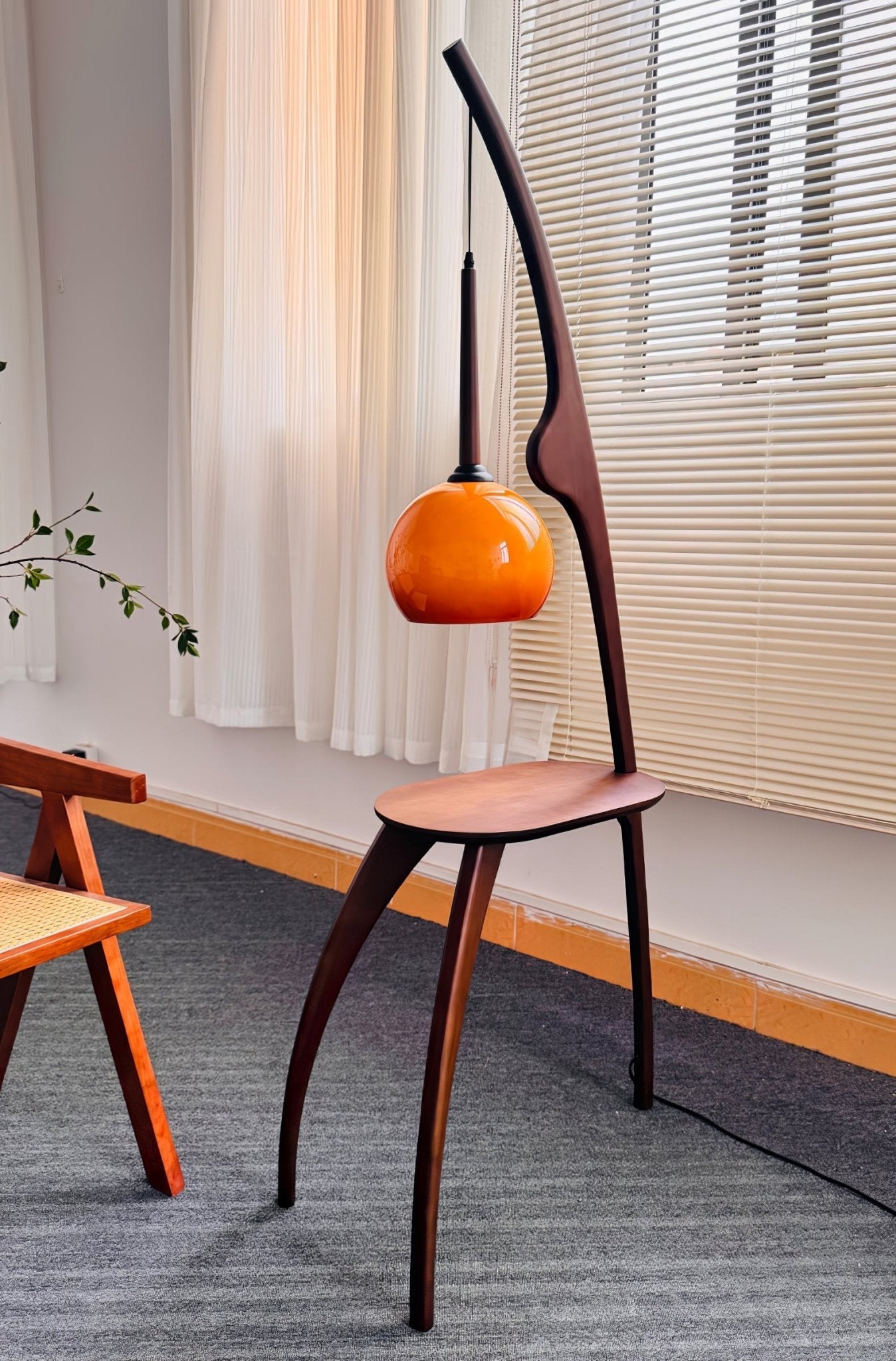 Lustra Curved Mantis Arm Floor Lamp - Letslighting