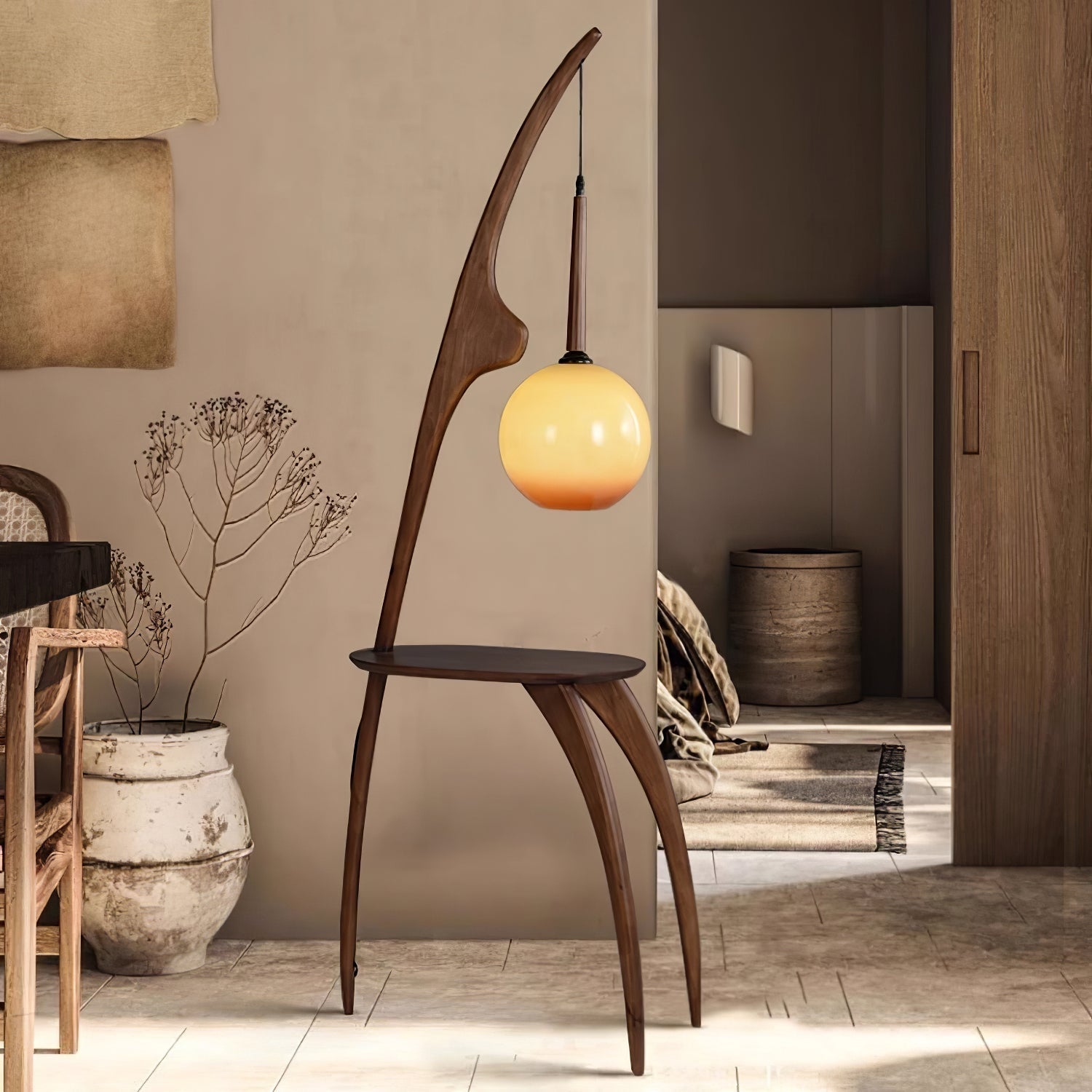 Lustra Curved Mantis Arm Floor Lamp - Letslighting