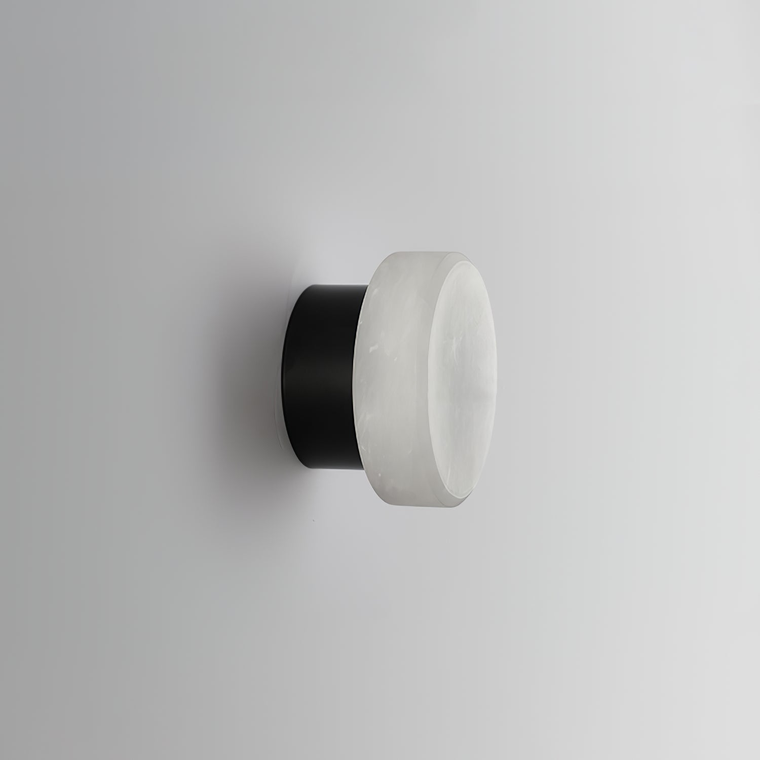 Glim Modern Minimalist Brass Alabaster Wall Lamp - Letslighting