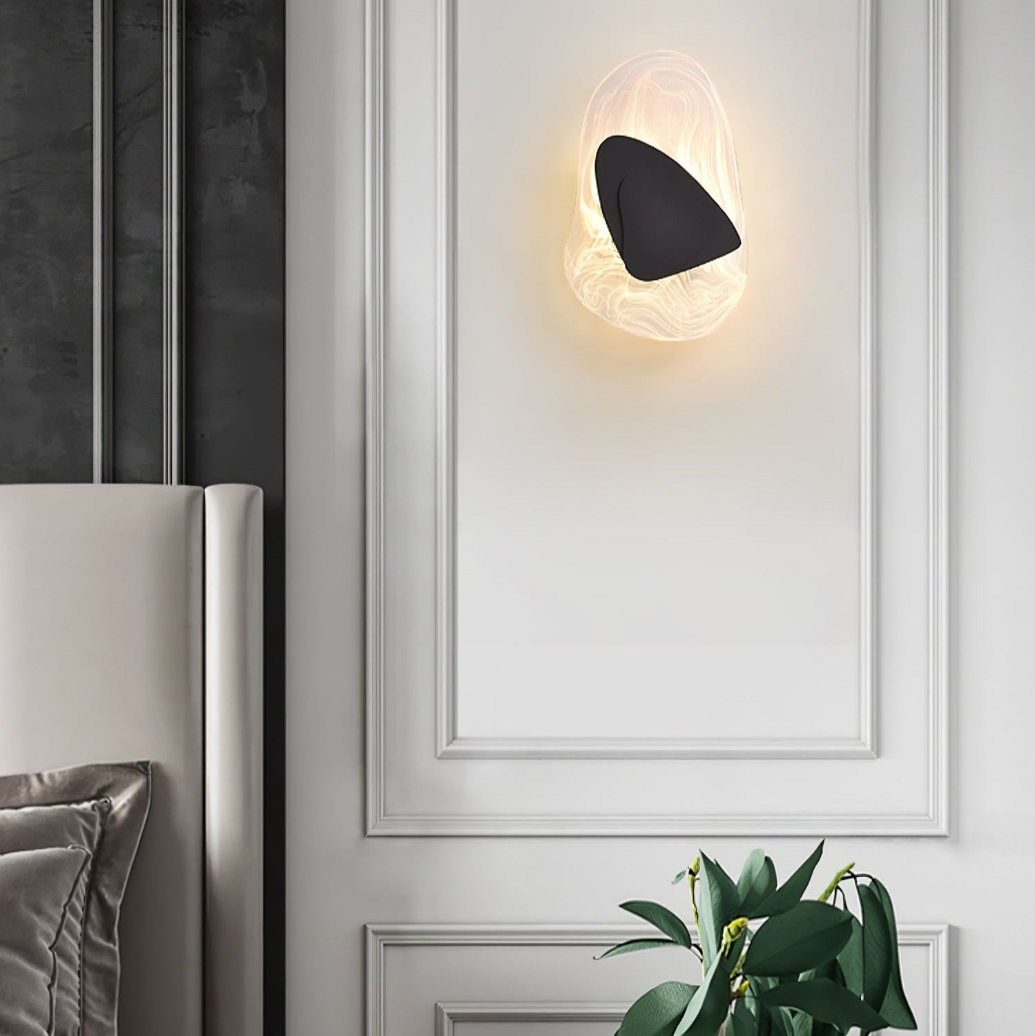 Valentina Artistic Black Glass Wall Lamp - Letslighting