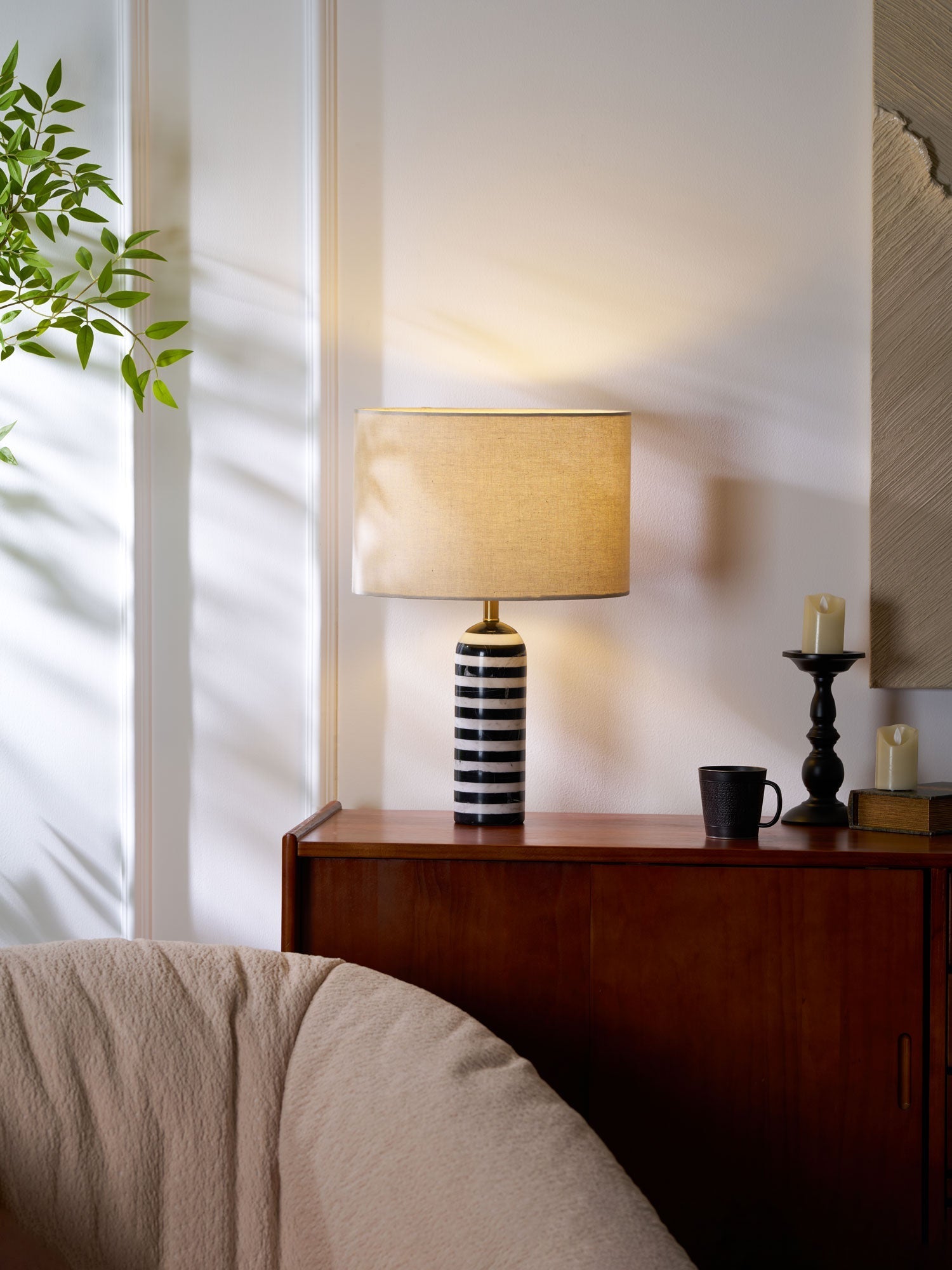 Avery Contemporary Table Lamp - Letslighting