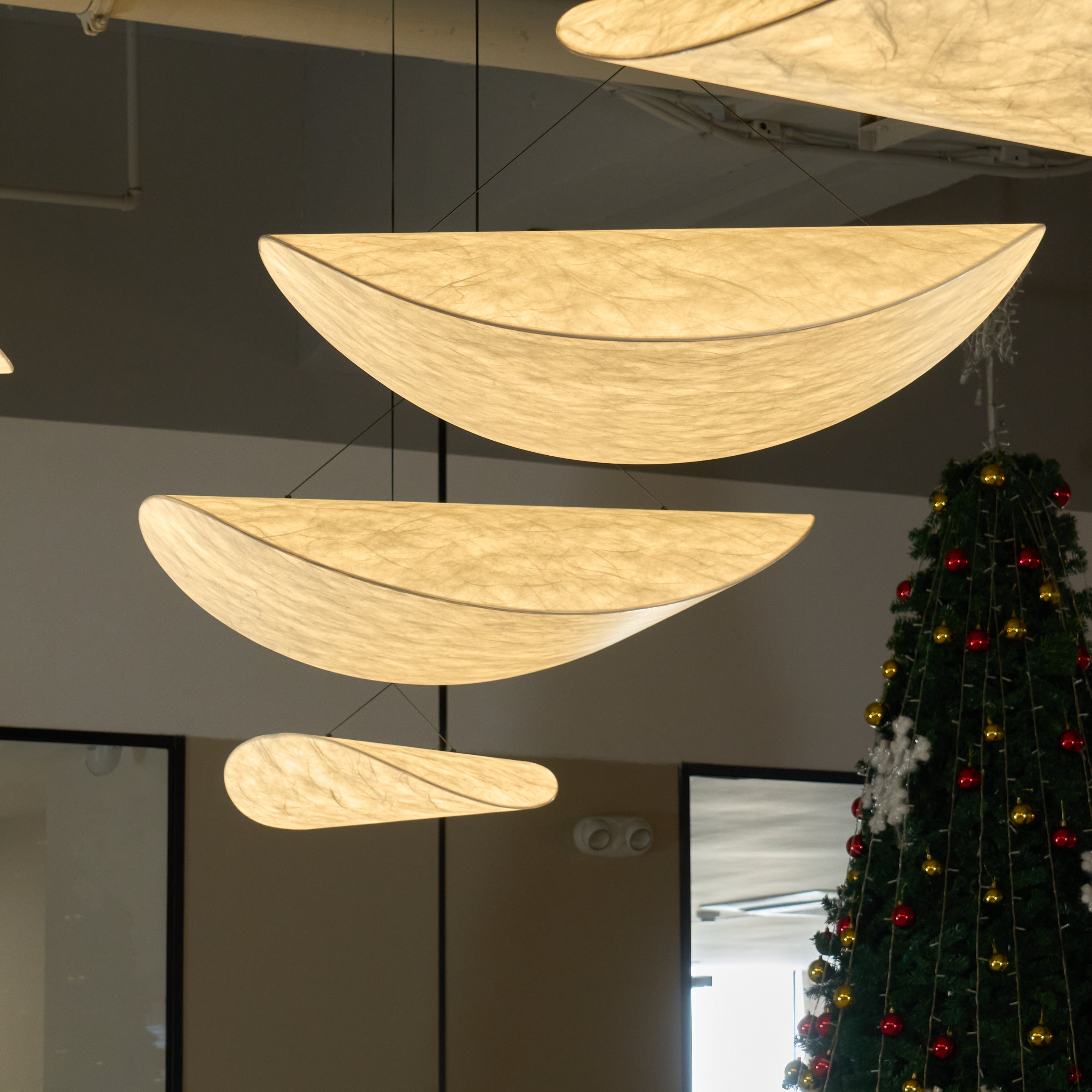 Vela Minimalist Silk Pendant Light - Letslighting