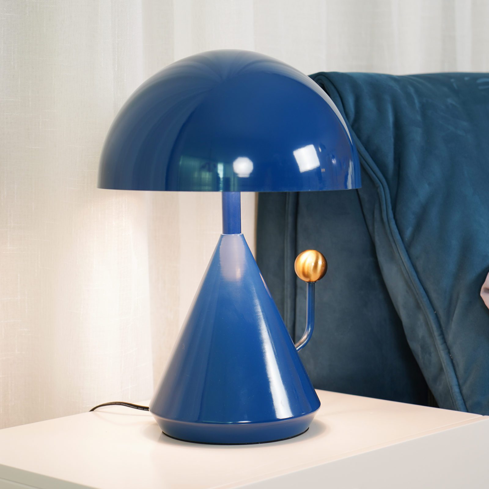Bella Modern Table lamp - Letslighting