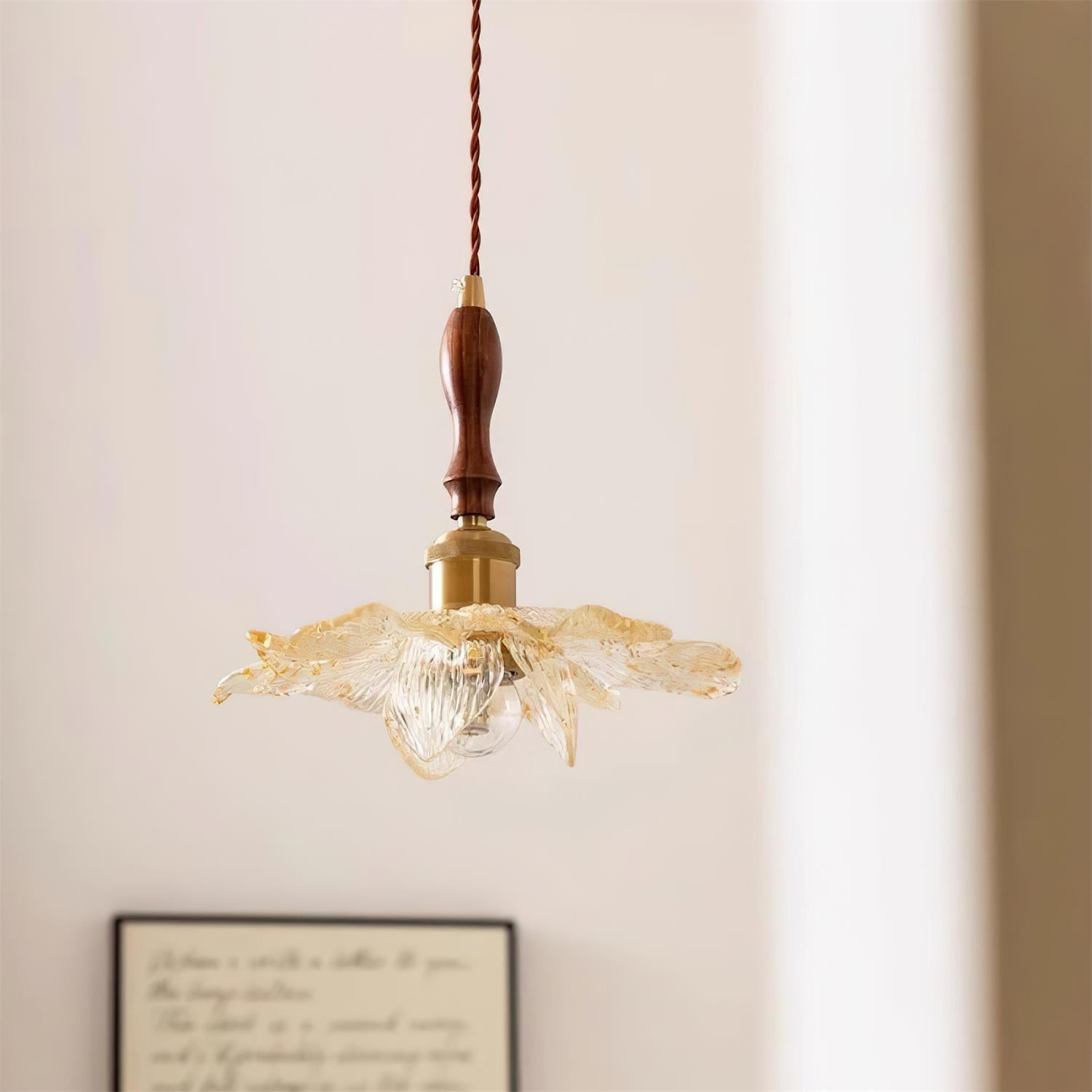 Dalie Lotus Pendant Lamp Resin Lotus Petals Gold Accents - Letslighting