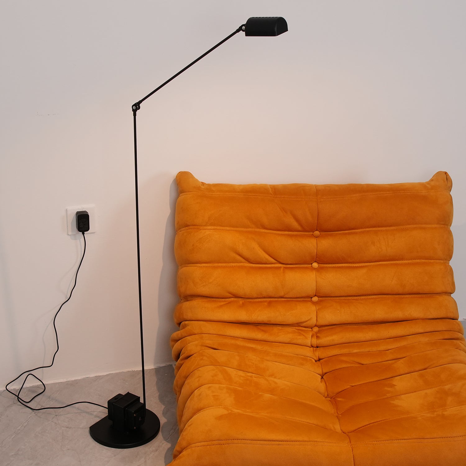 Nerilux Adjustable Floor Lamp - Letslighting