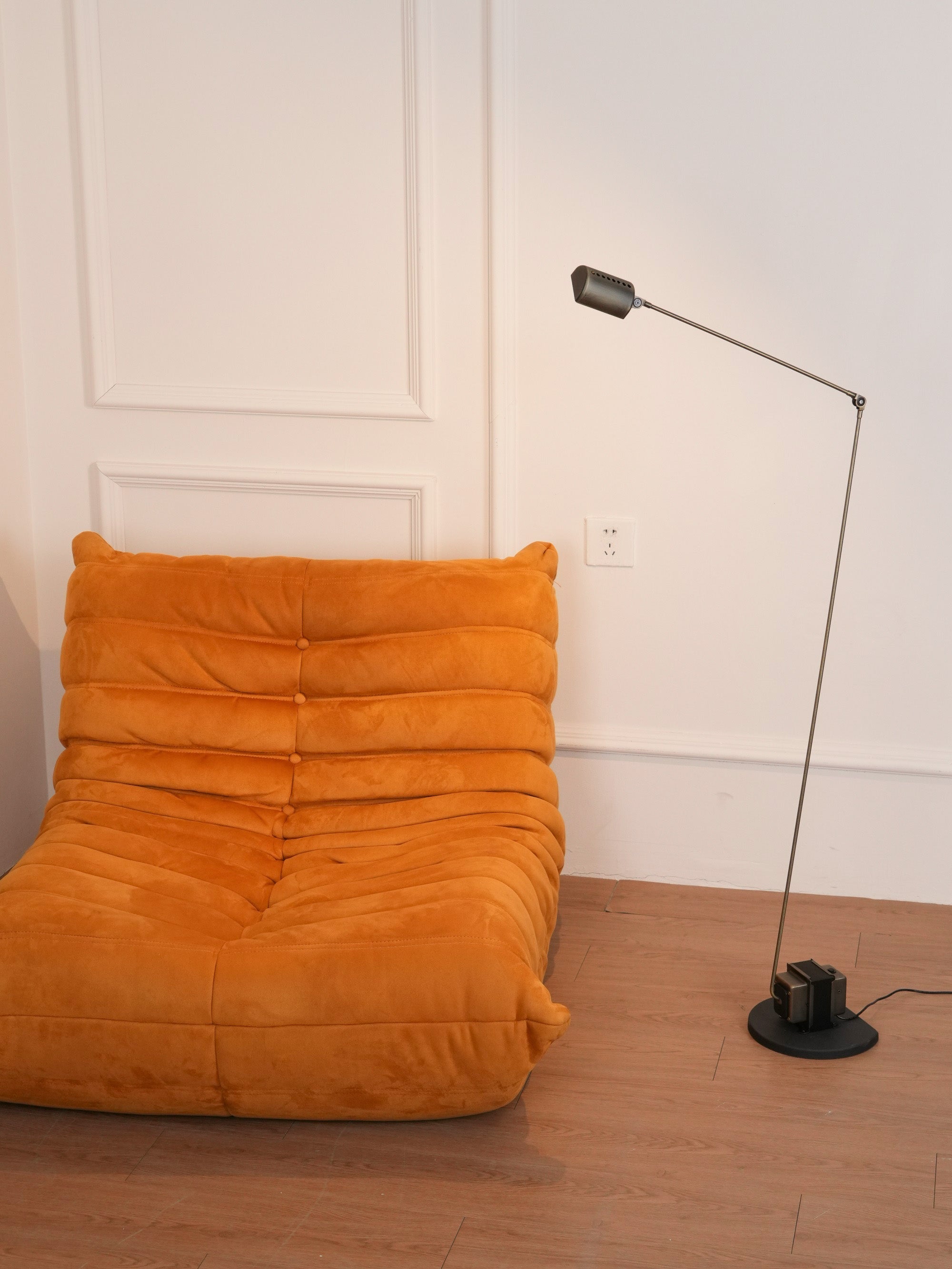 Nerilux Adjustable Floor Lamp - Letslighting