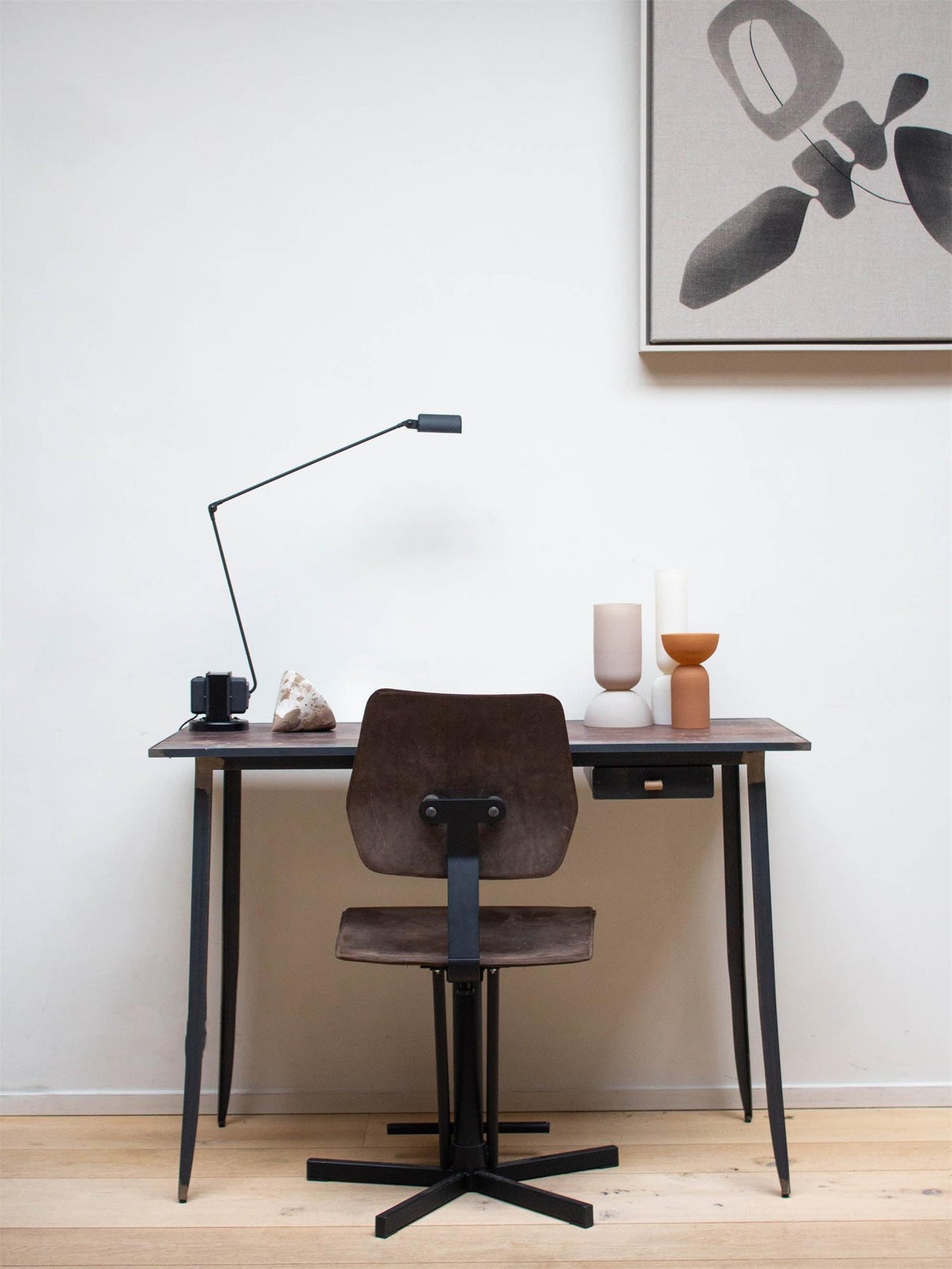 Elliot Minimalist Table Lamp - Letslighting