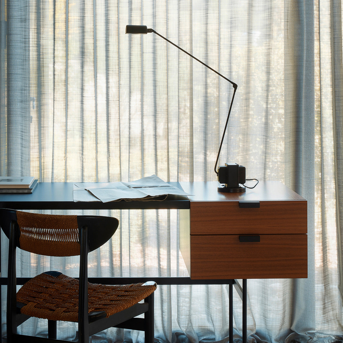 Elliot Minimalist Table Lamp - Letslighting