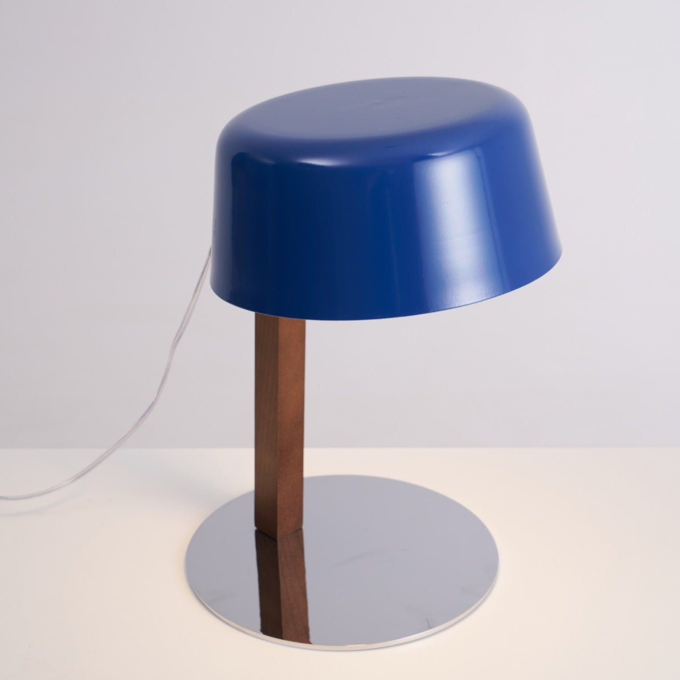 Aura Modern Table Lamp - Letslighting