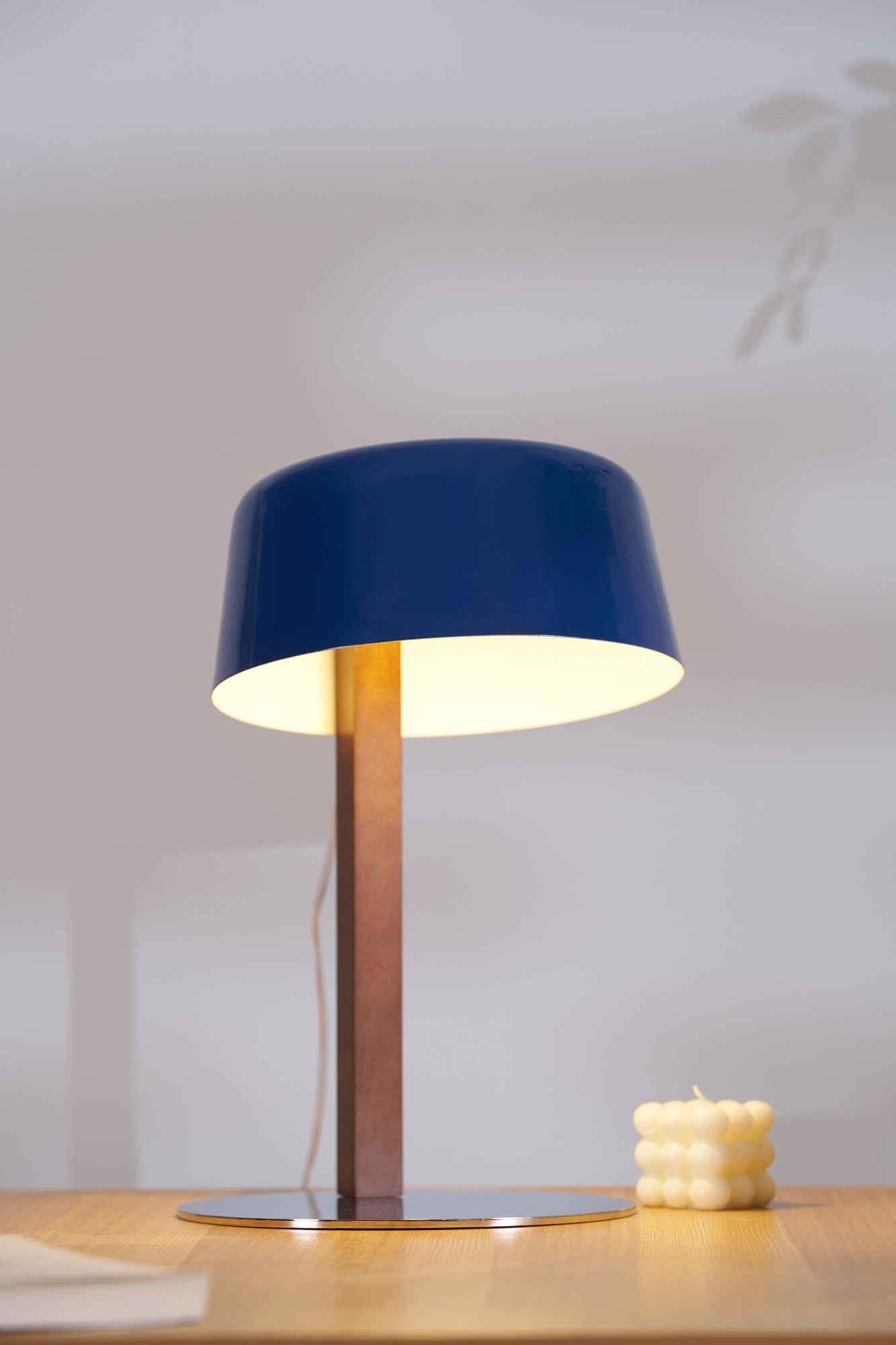 Aura Modern Table Lamp - Letslighting