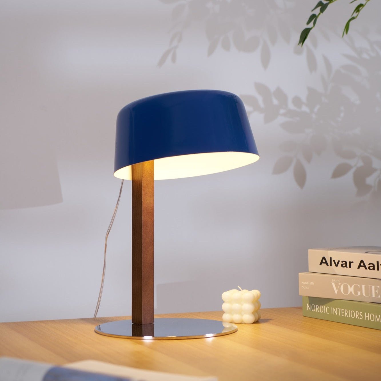 Aura Modern Table Lamp - Letslighting