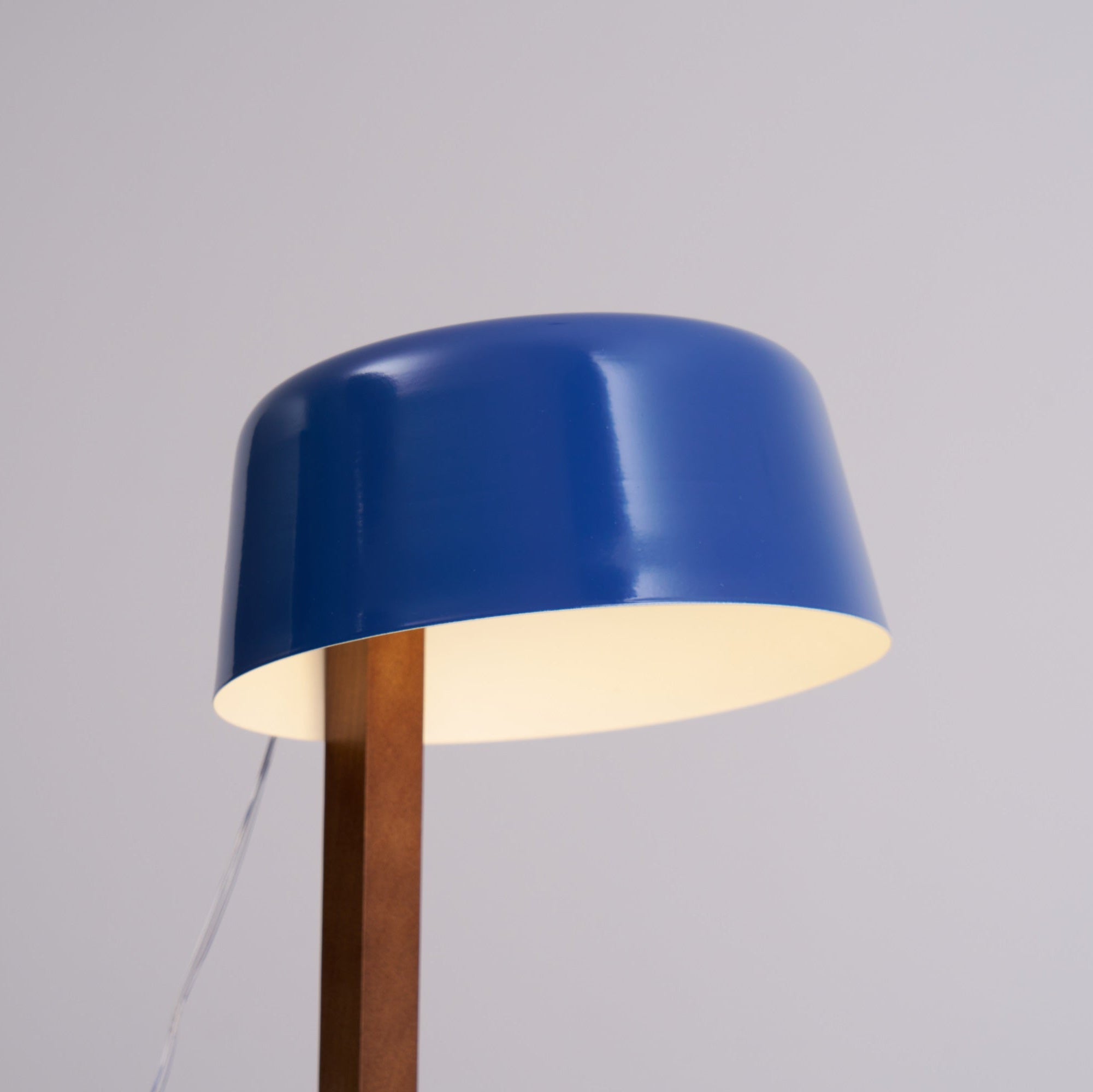 Aura Modern Table Lamp - Letslighting