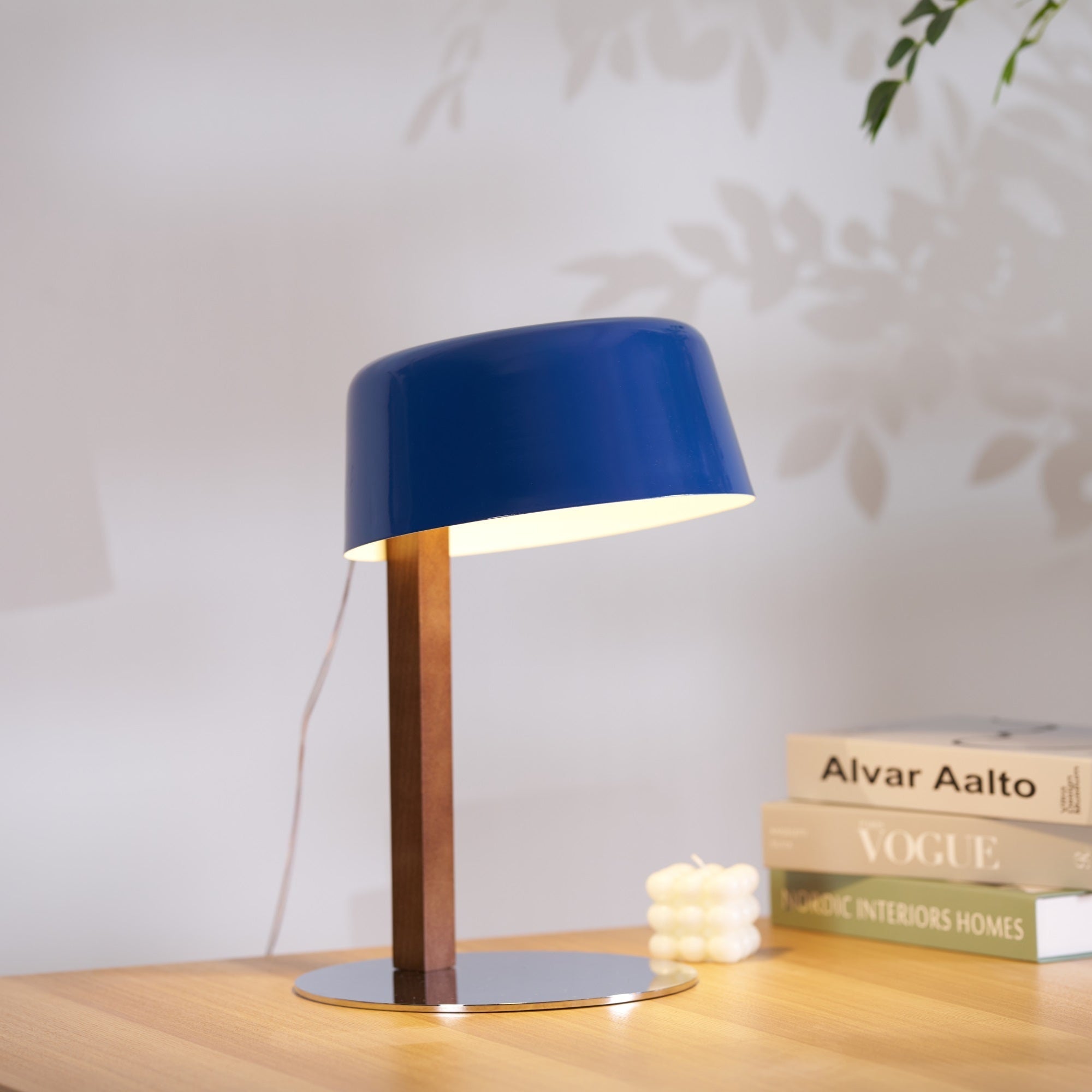 Aura Modern Table Lamp - Letslighting