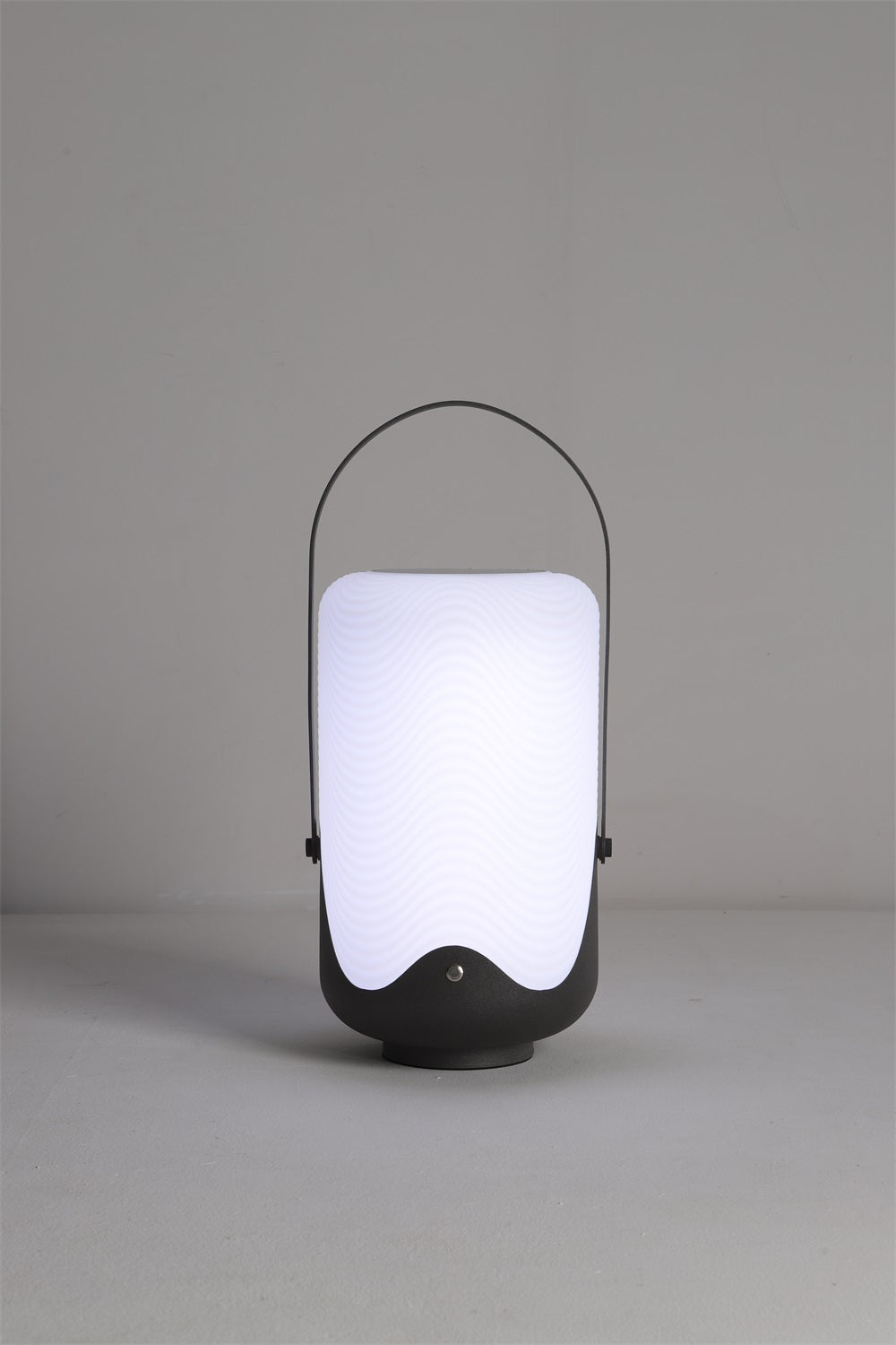Tyler Minimalist PE Outdoor Light - Letslighting