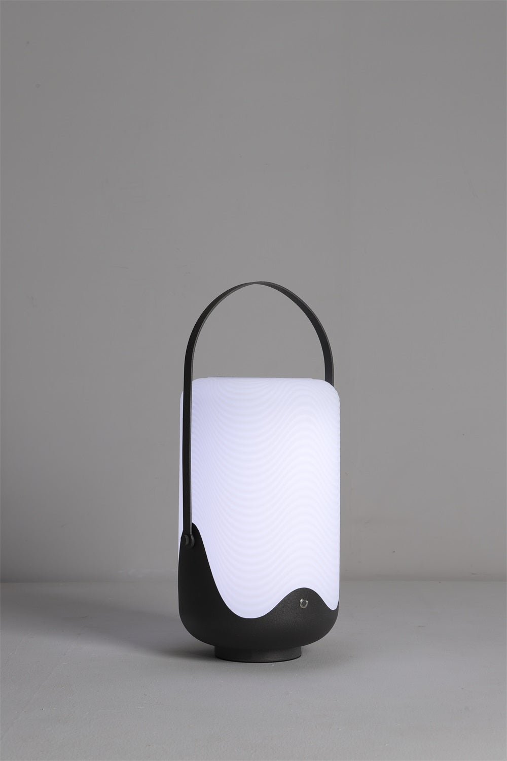 Tyler Minimalist PE Outdoor Light - Letslighting