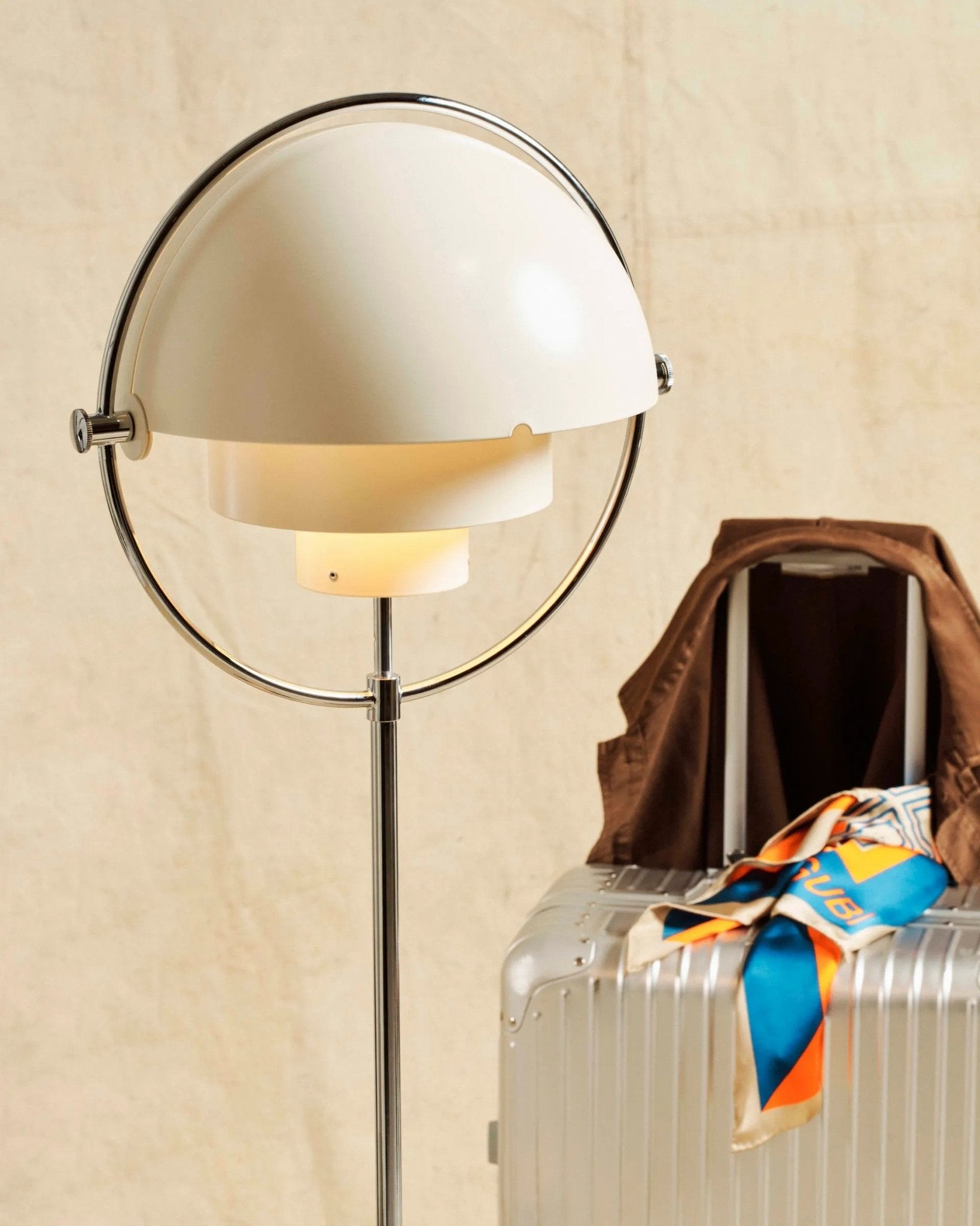 Hunter Modern Metal Floor Lamp - Blowlighting